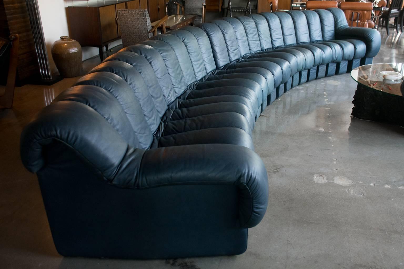 Swiss De Sede DS-600, Non-Stop Sofa, 21 Sections in Charcoal Blue Leather 