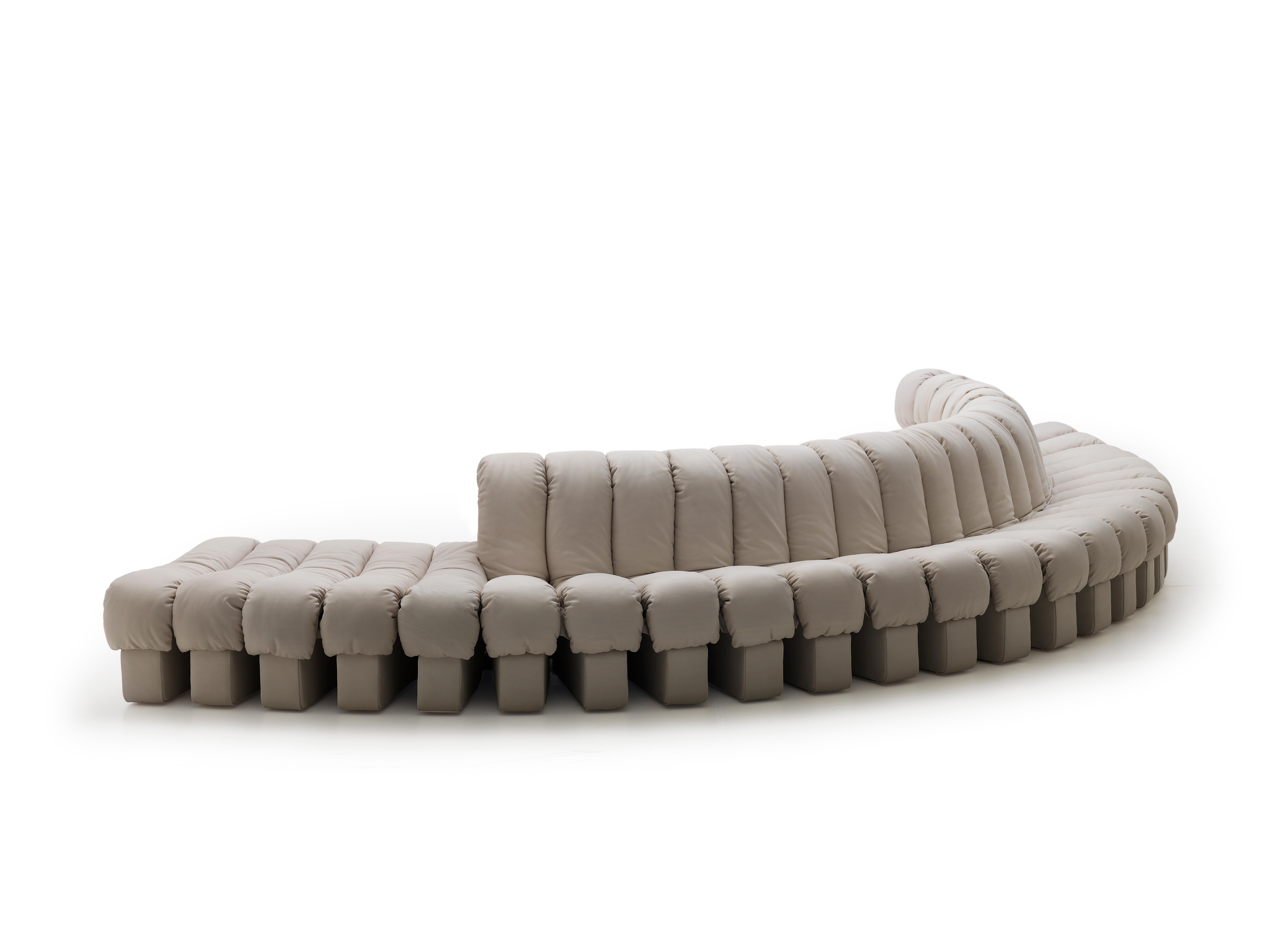 De Sede DS 600 'Snake' Sectional Sofa with 25 Elements in High Quality Full-grain Nappa Leather, Zwitserland. New, current production. 

The De Sede DS 600 alias 'Tatzelwurm' or 'Snake' is arguably the most famous sofa in the world. The non-stop