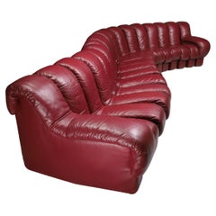 Retro De Sede DS-600 'Snake' Sectional Sofa in Full Bordeaux Leather by Ueli Berger.