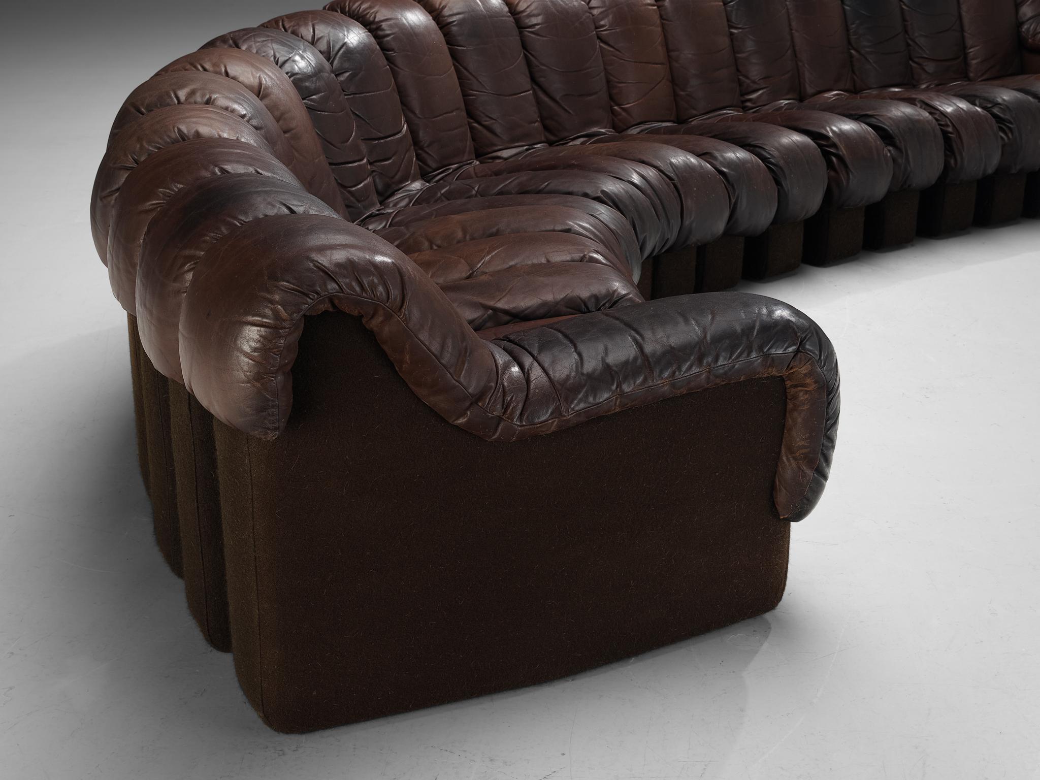De Sede DS-600 'Snake' Sectional Sofa in Patinated Brown Leather 2