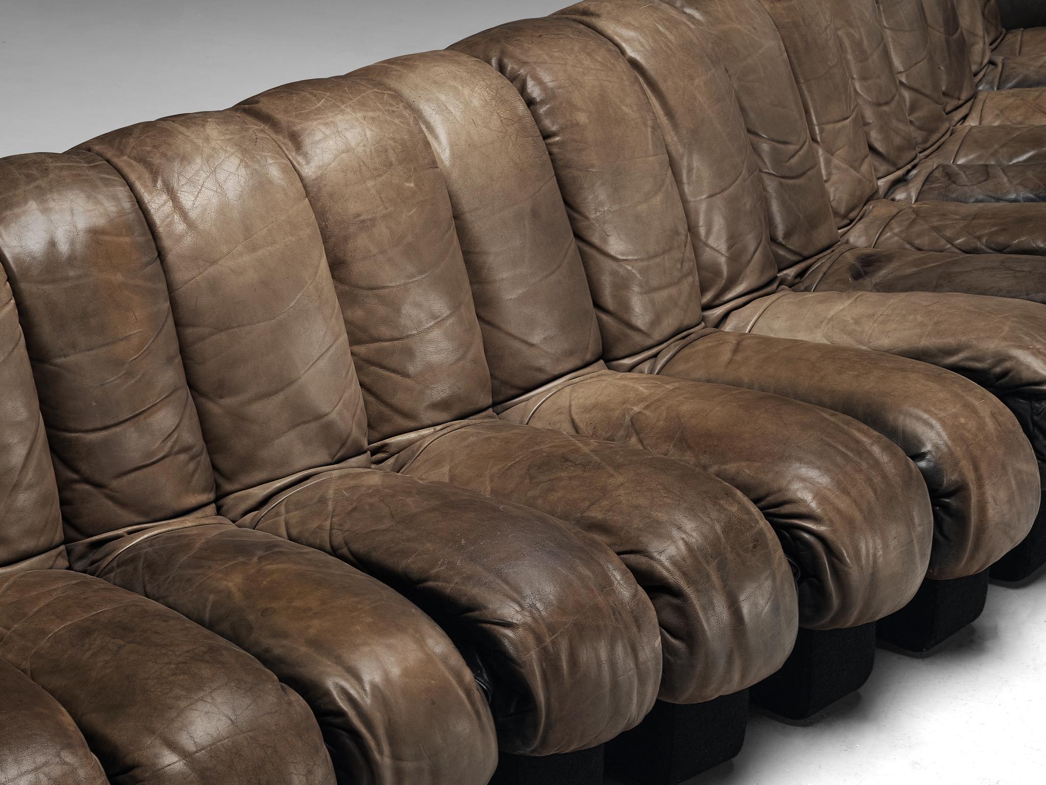 De Sede DS-600 'Snake' Sectional Sofa in Patinated Dark Brown Leather 1