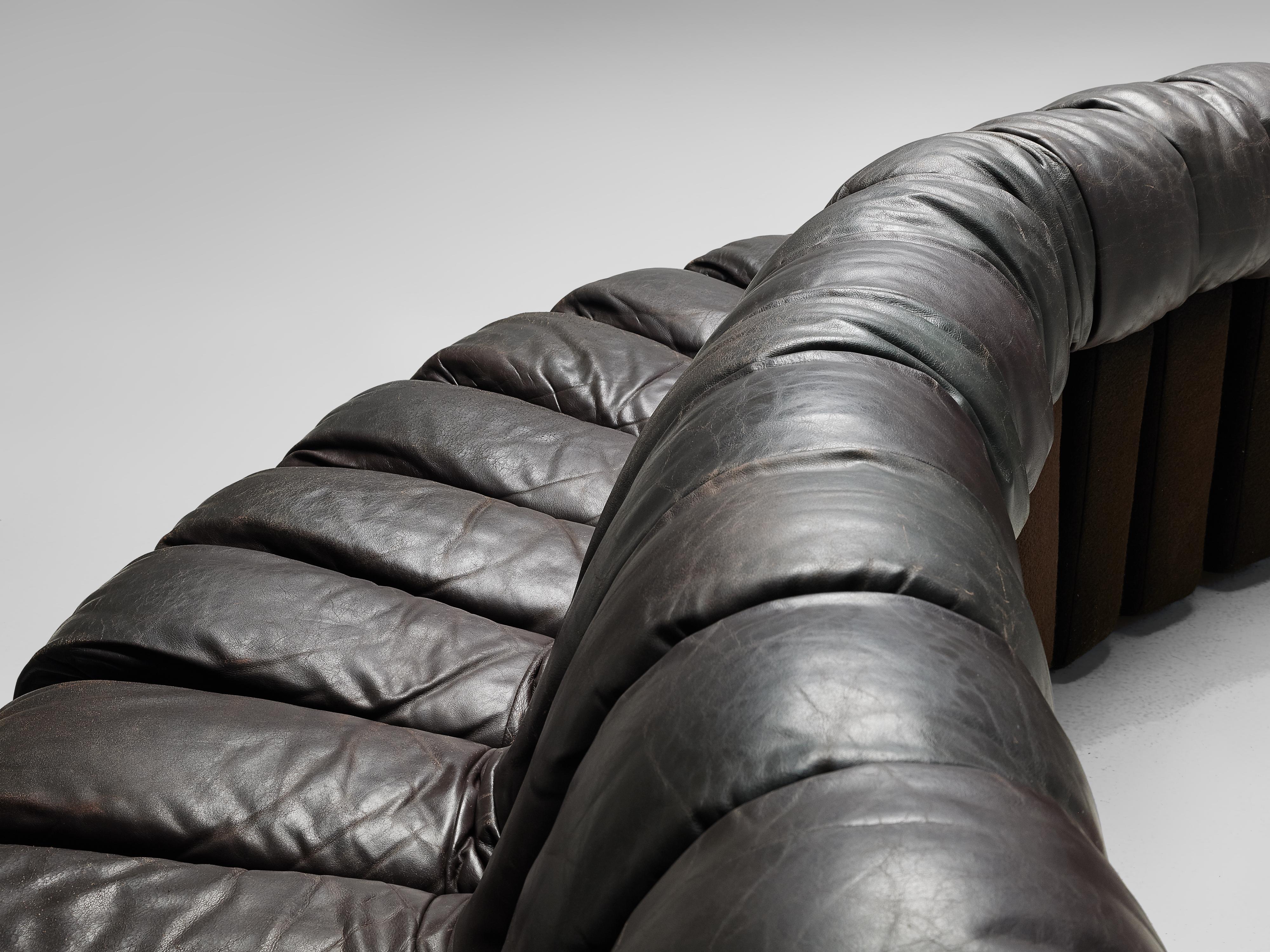 De Sede DS-600 ‘Snake’ Sofa in Dark Brown Leather In Good Condition In Waalwijk, NL