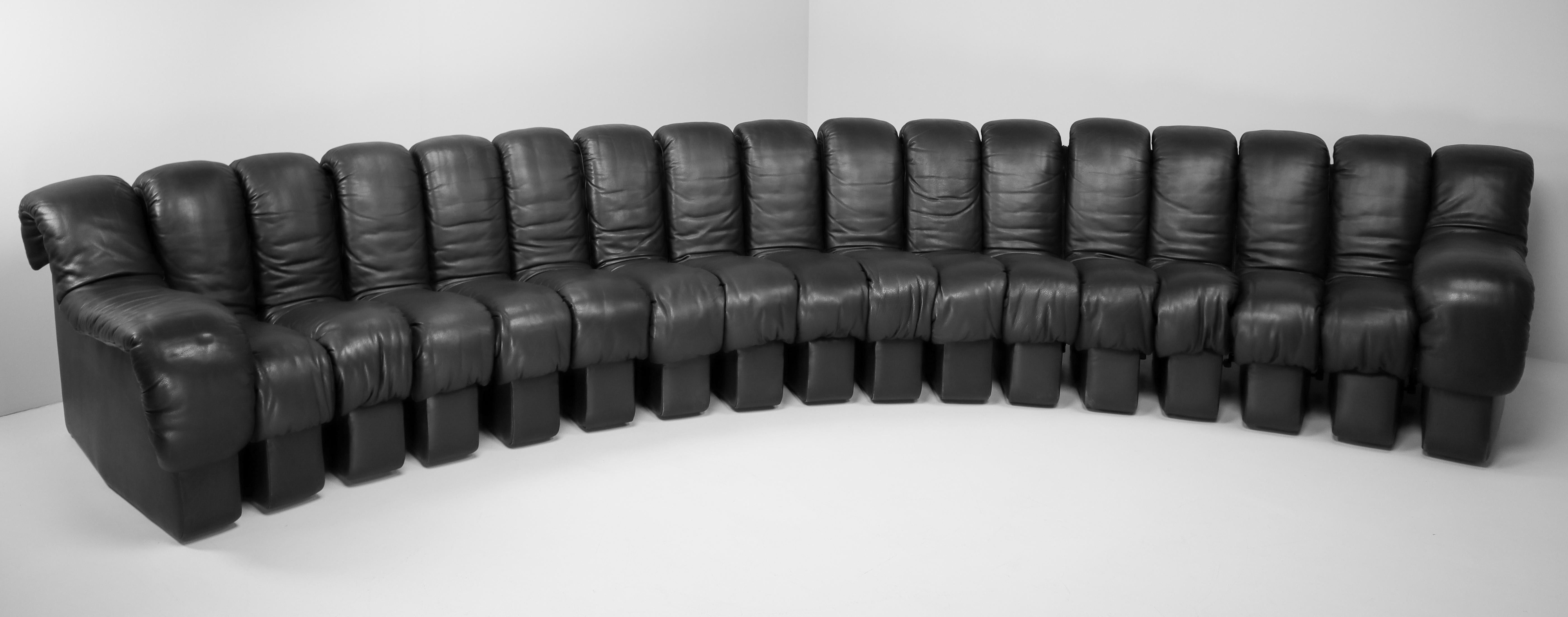 De Sede DS 600 Snake Sofas in Full Black Leather by Ueli Berger Switzerland 1972 4