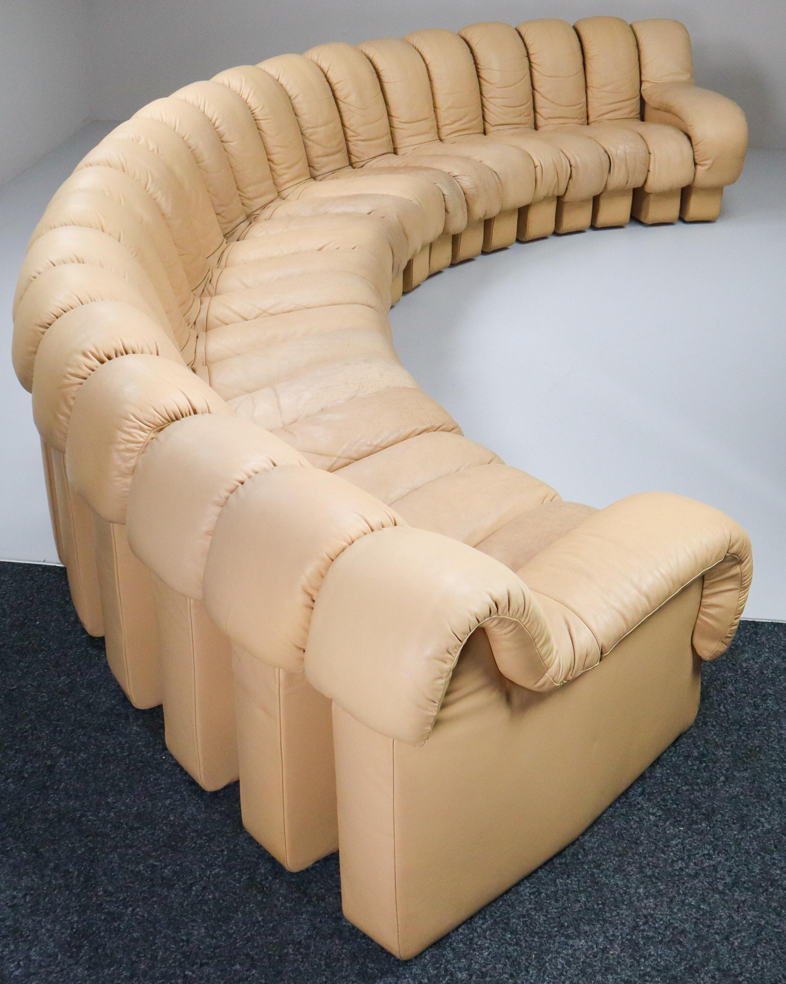 De Sede DS 600 Snake Sofa in Full Creme Leather by Ueli Berger Switzerland 1972 6