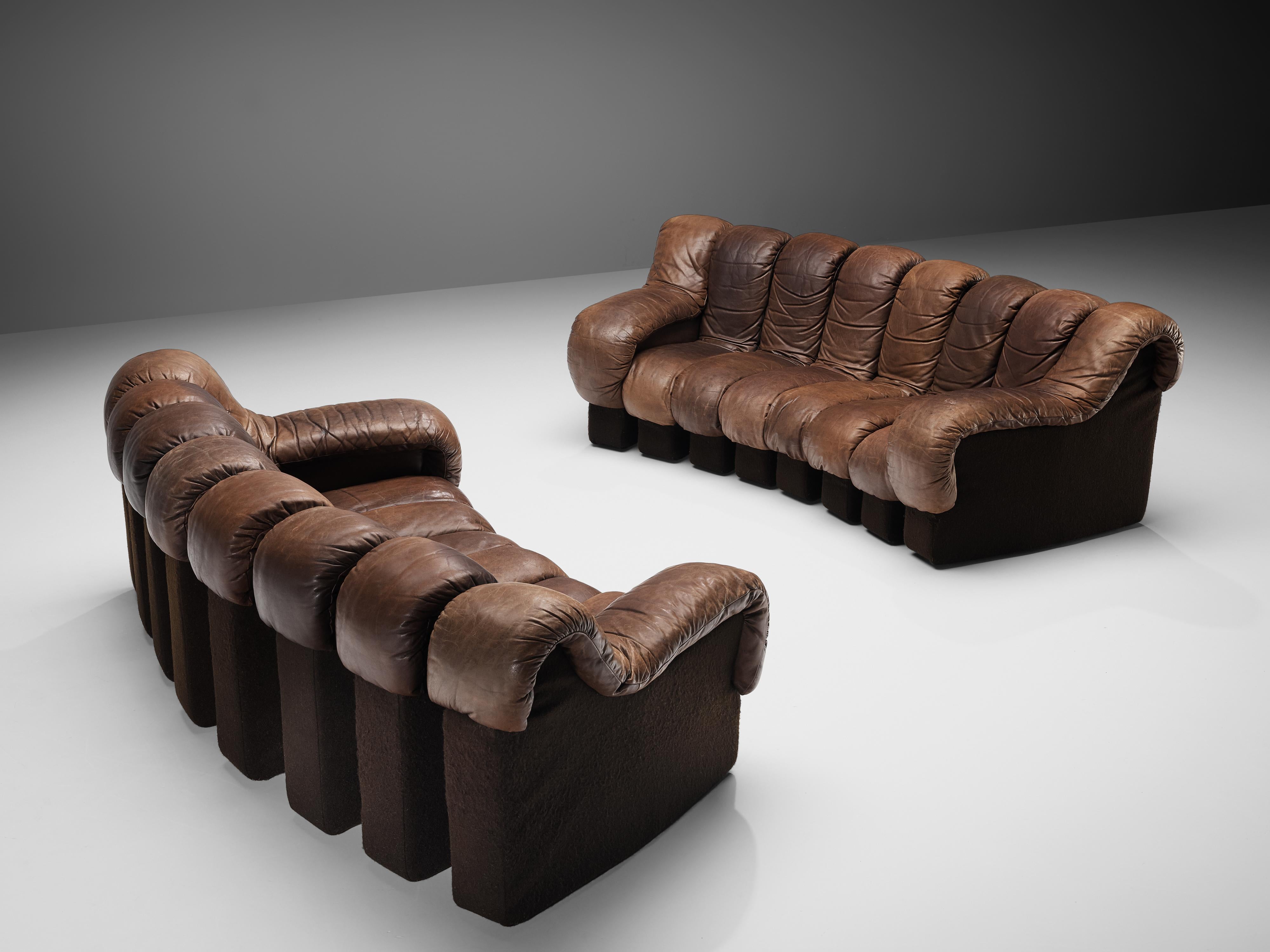 De Sede ‘Snake’ DS-600 sofas, brown leather, plastic, Switzerland, design 1972

De Sede 'Snake' sofa in smooth brown leather with patina. A design by Ueli Bergere, Elenora Peduzzi-Riva, Heinz Ulrich and Klaus Vogt at DeSede, Switzerland. De Sede