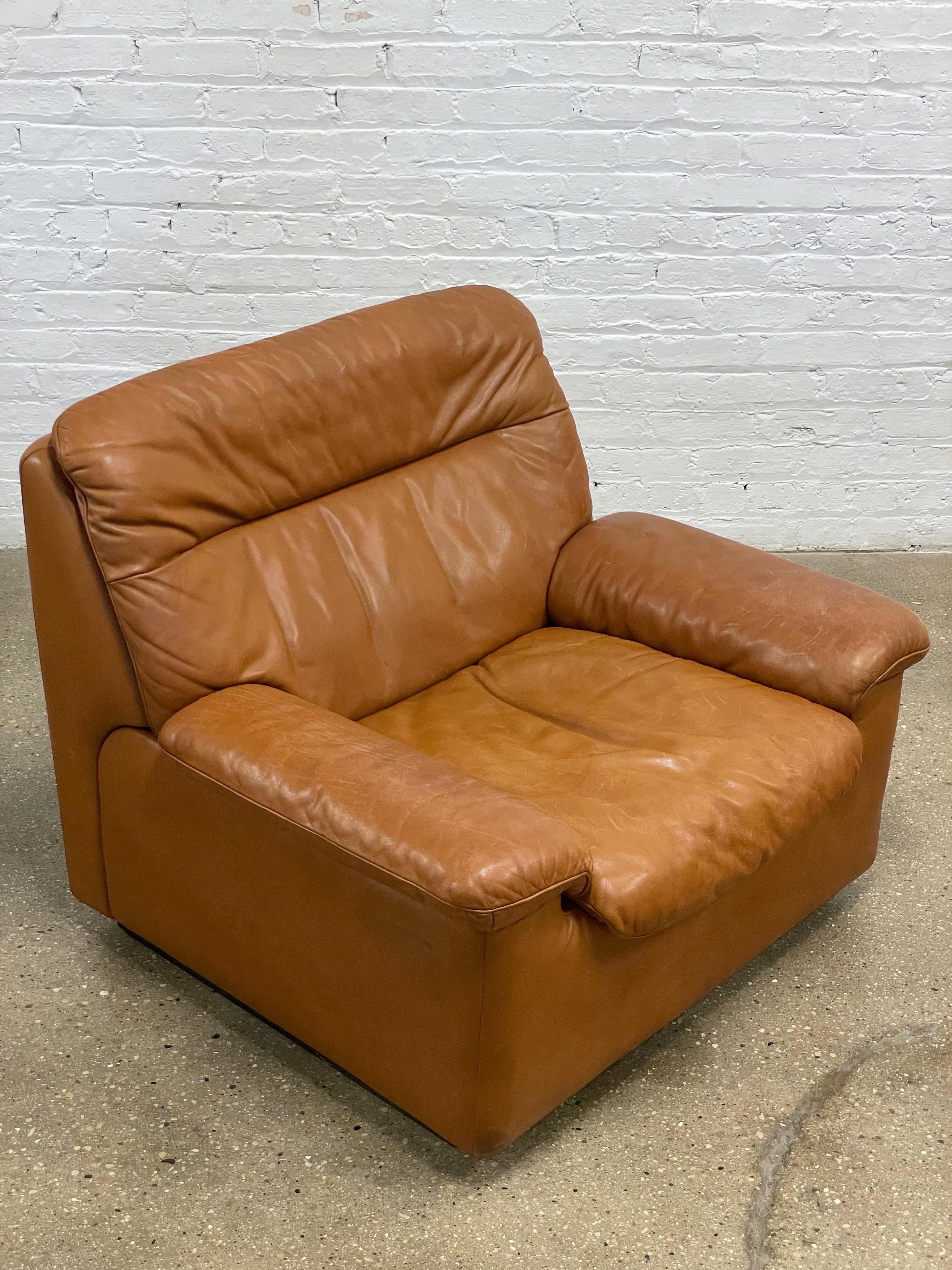 De Sede DS-66 Lounge Chairs in Cognac Leather 8