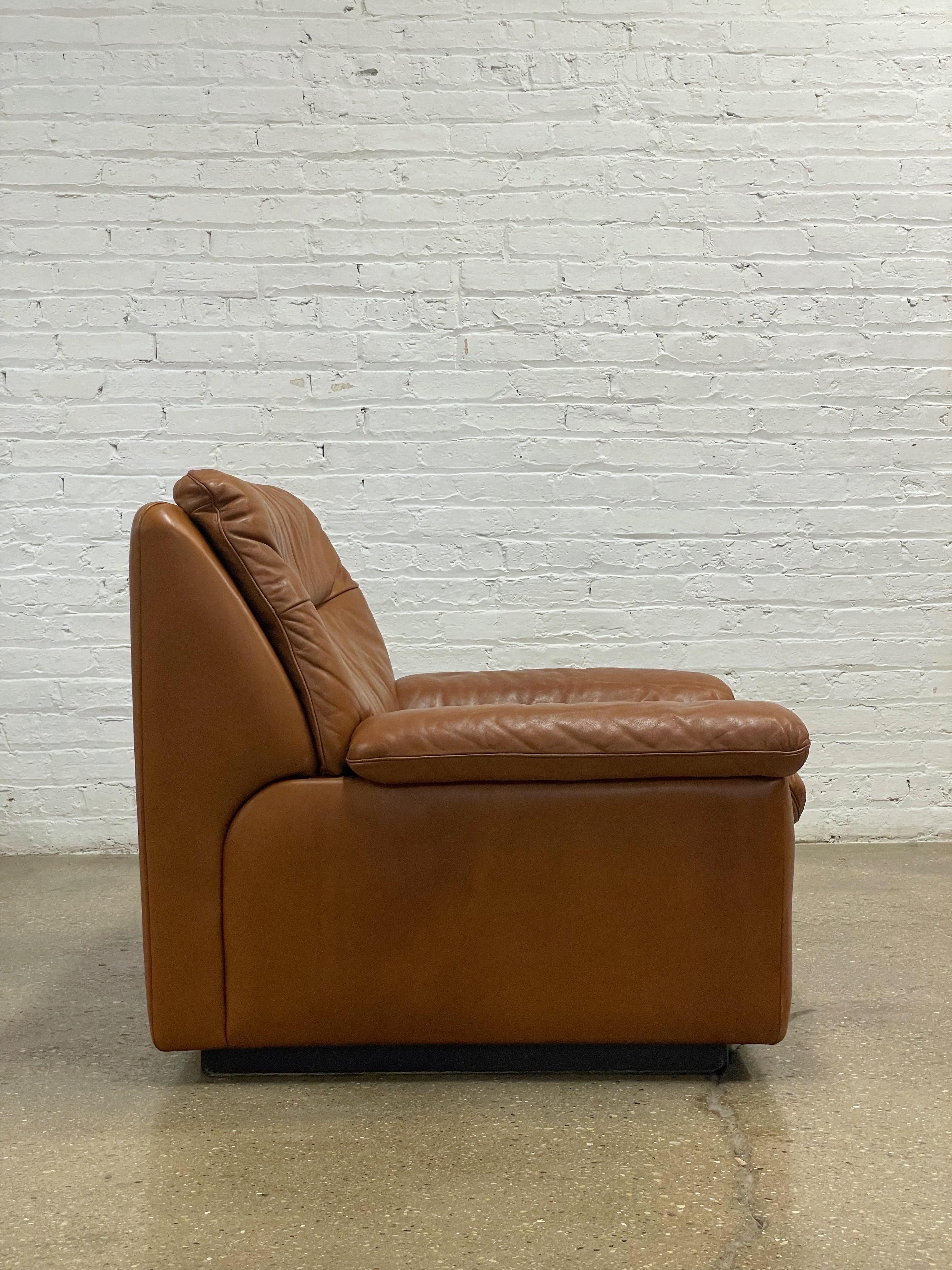De Sede DS-66 Lounge Chairs in Cognac Leather 12