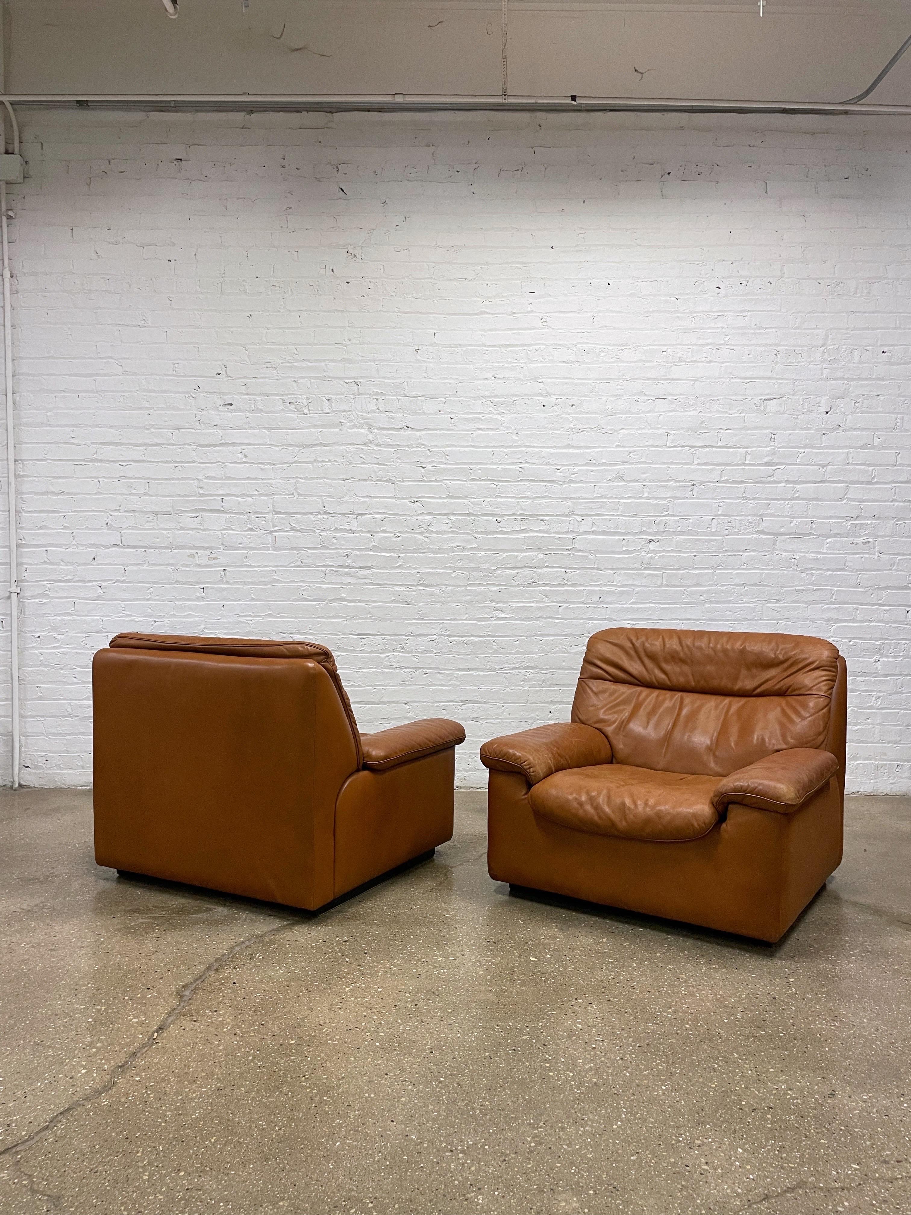 leather floor chair