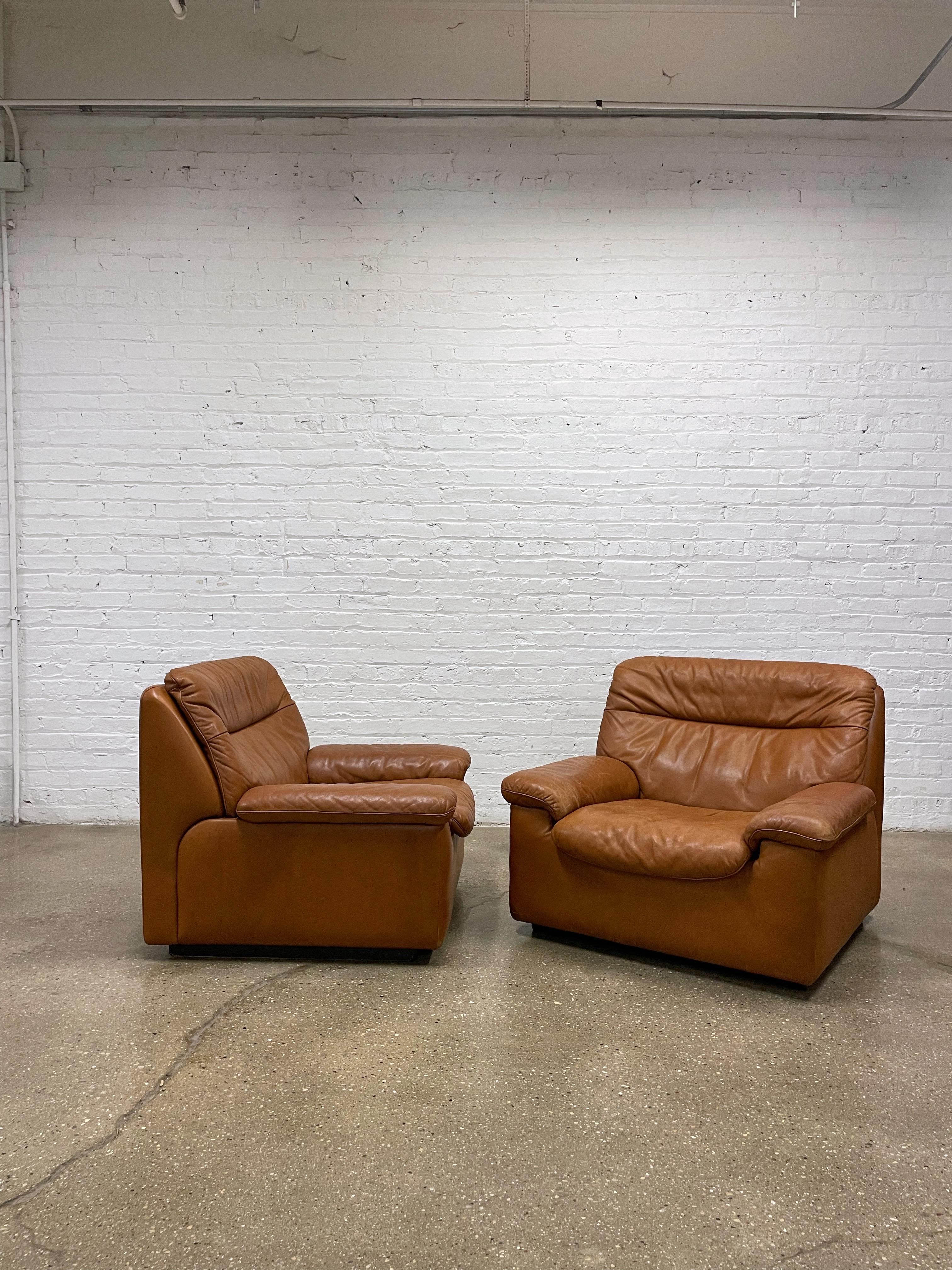 Modern De Sede DS-66 Lounge Chairs in Cognac Leather