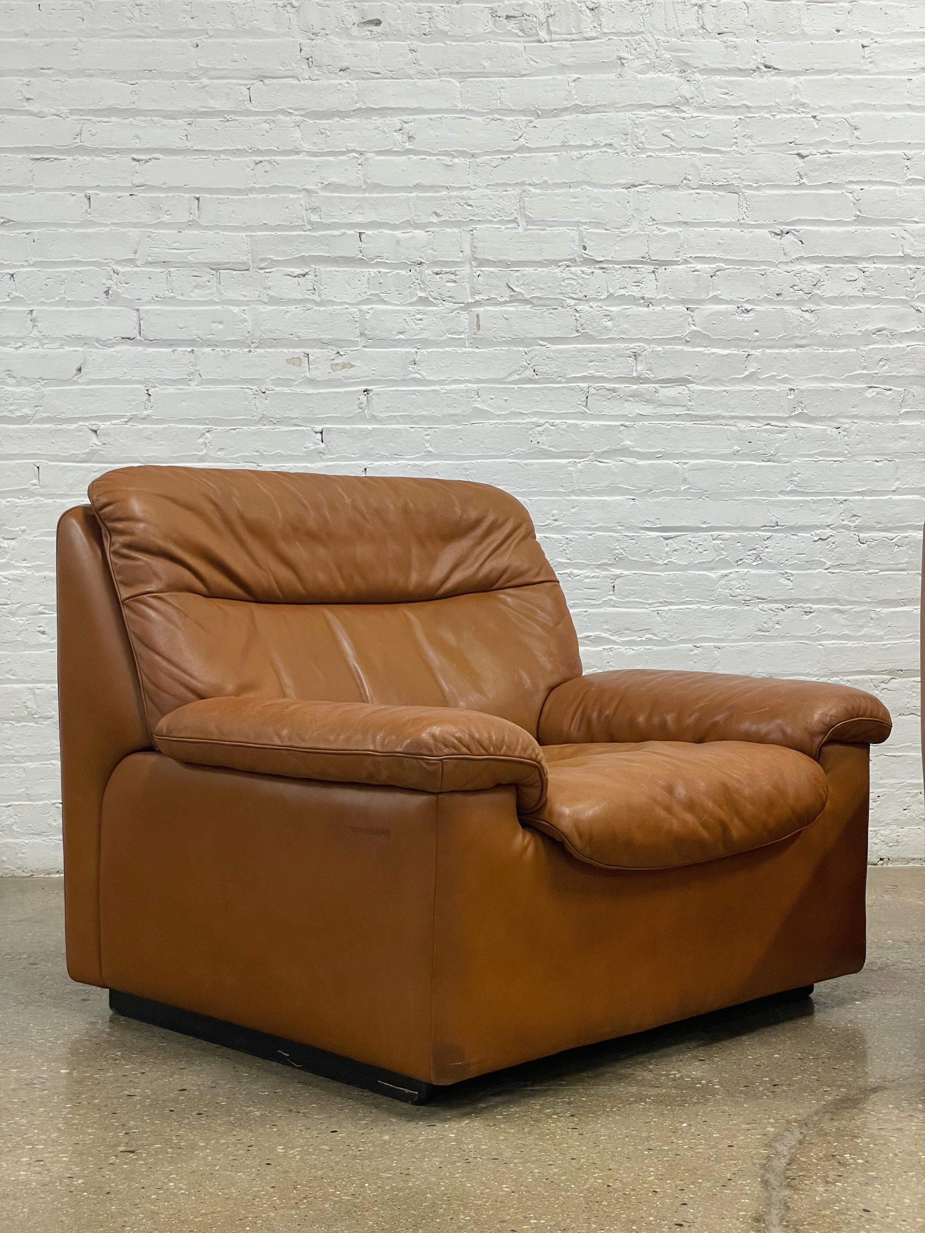 Late 20th Century De Sede DS-66 Lounge Chairs in Cognac Leather