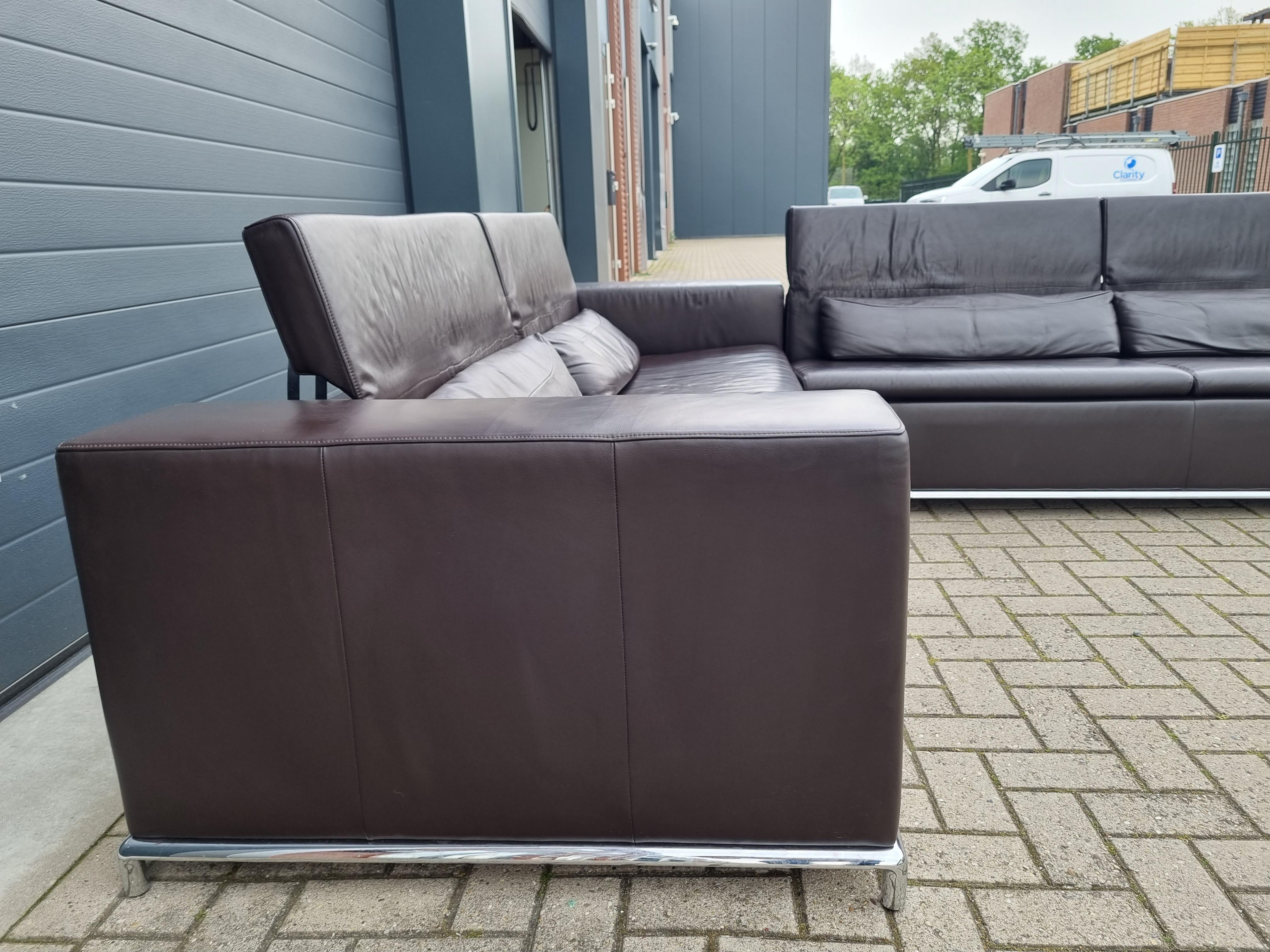 Contemporary de Sede DS-7 sofa in Select cigarro leather by Antonella Scarpitta