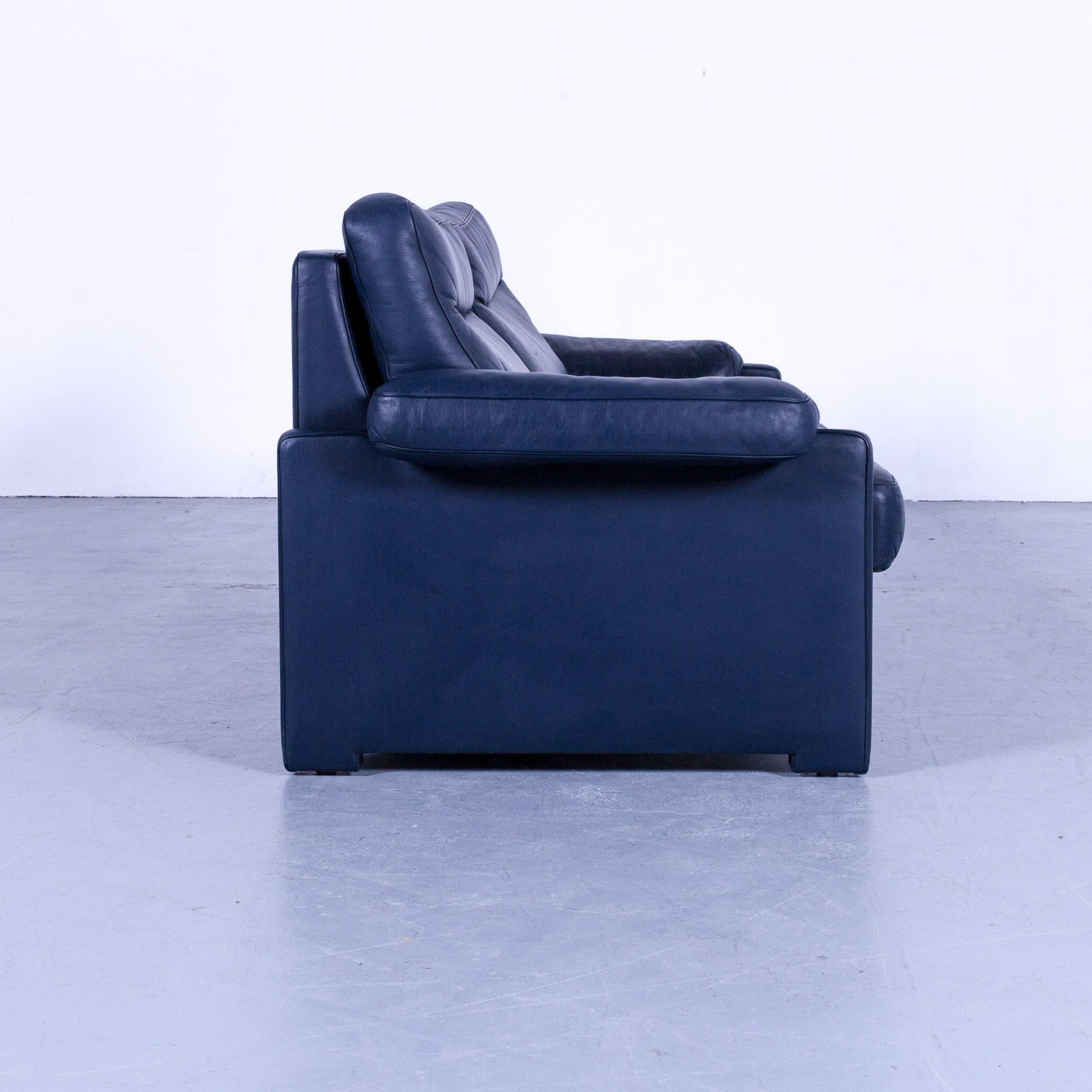 De Sede DS 70 Designer Sofa Navy Blue Leather Two-Seat Couch Switzerland 1