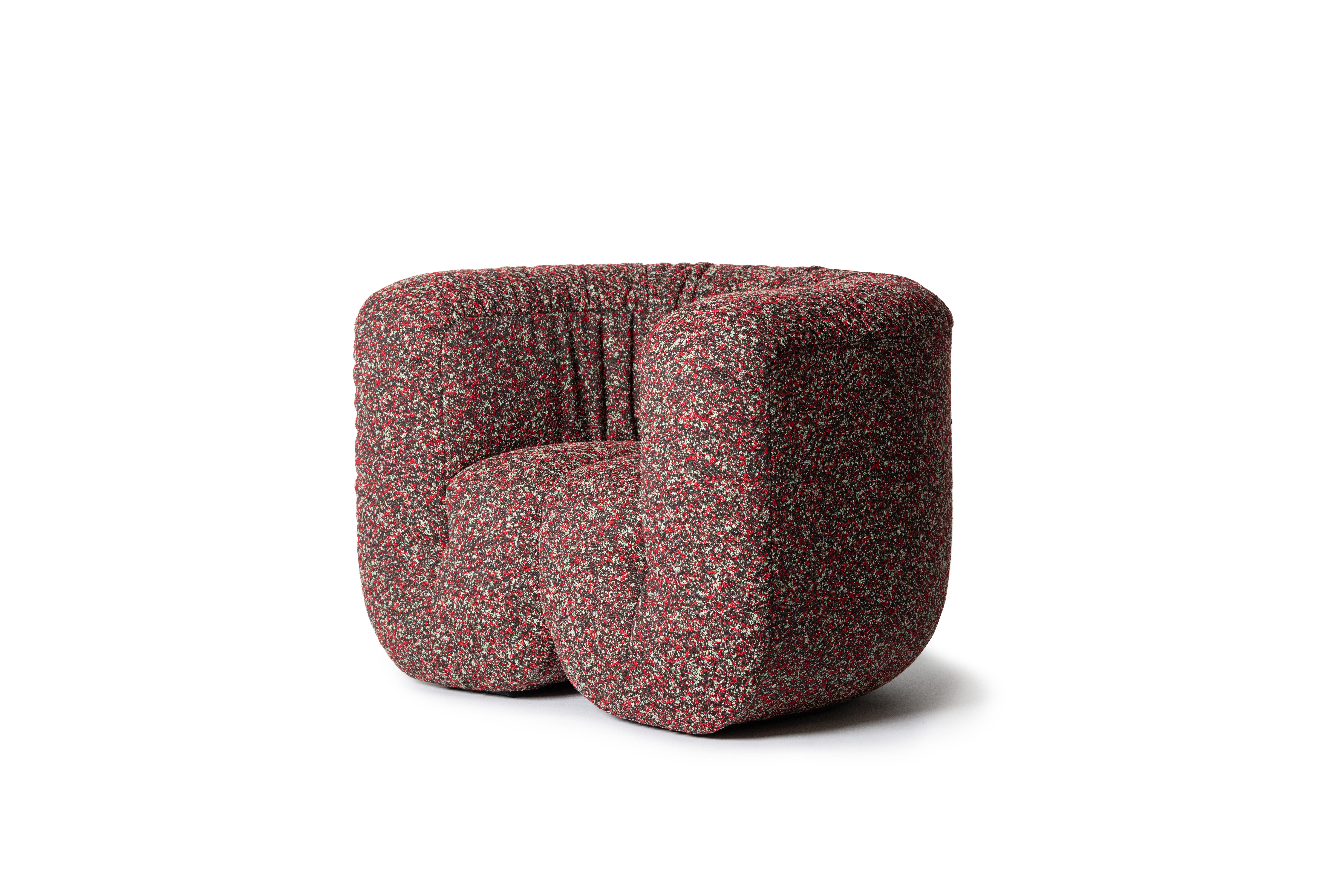 De Sede DS-707 Armchair in Atom Kvadrat Upholstery by Philippe Malouin In New Condition For Sale In Brooklyn, NY