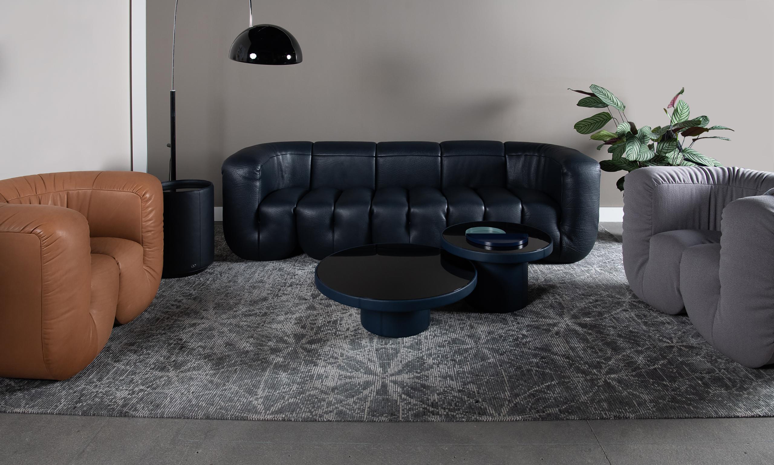 Modern De Sede DS-707 Sofa in Black Club Leather Upholstery by Philippe Malouin For Sale