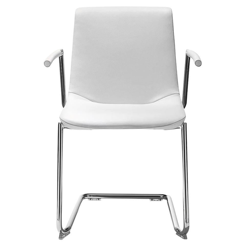 De Sede DS-718 Armchair in Snow Upholstery with Steel Legs by Claudio Bellini For Sale