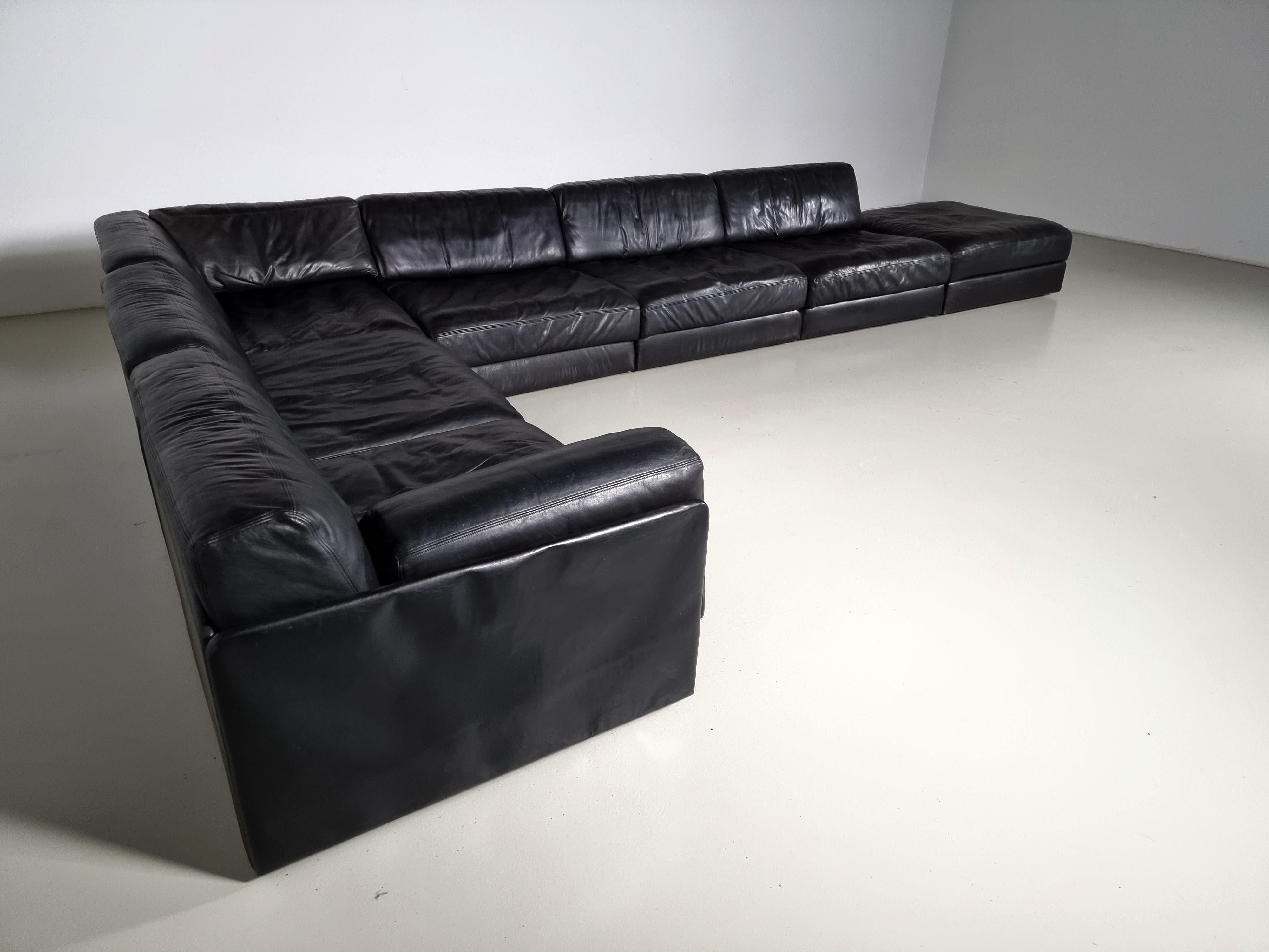 De Sede DS-76 6-Seater Sectional Sofa with Ottoman, 1970s 1