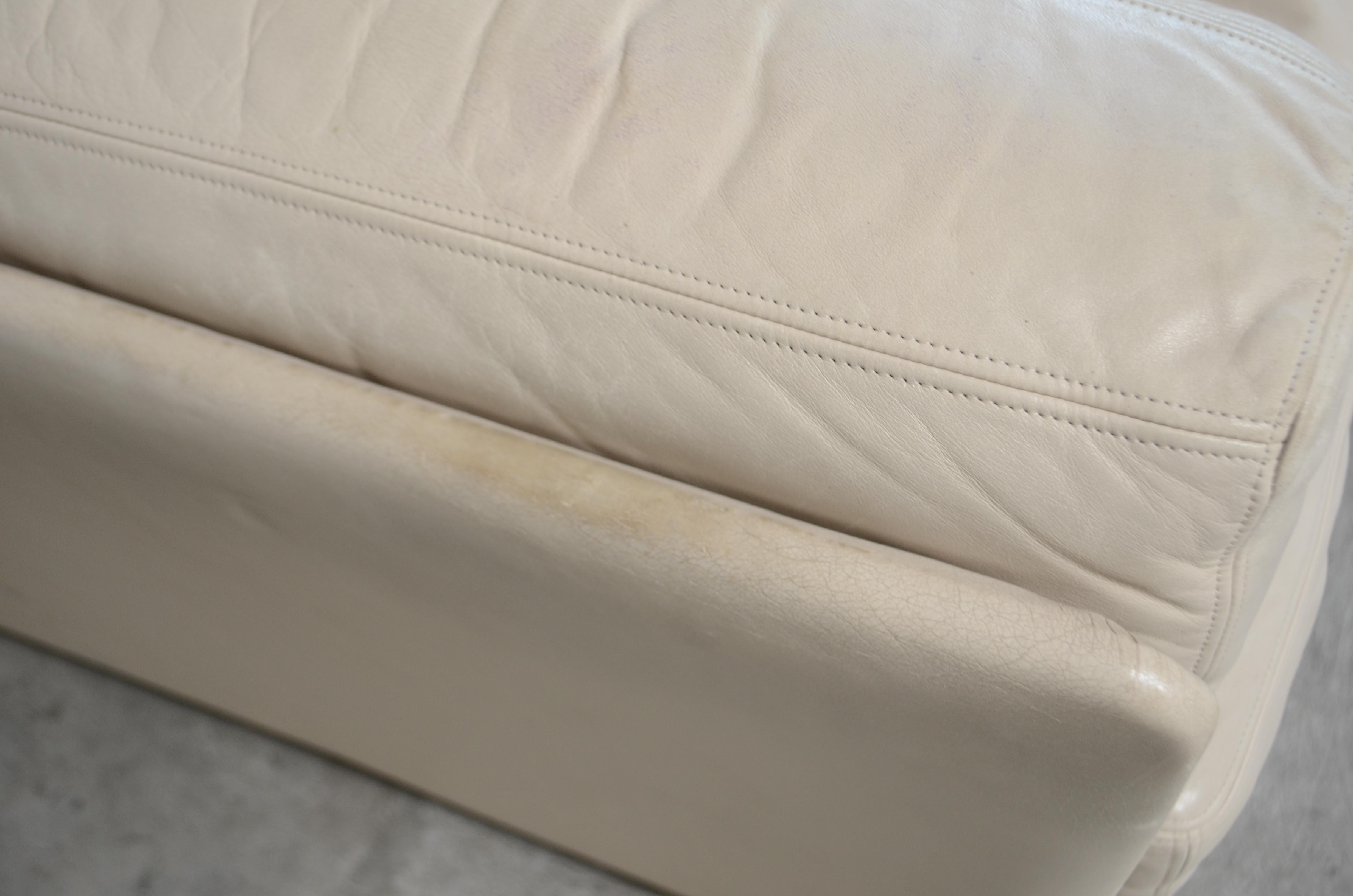 De Sede DS 76 Sessel aus weißem cremefarbenem Leder / Tagesbett 3