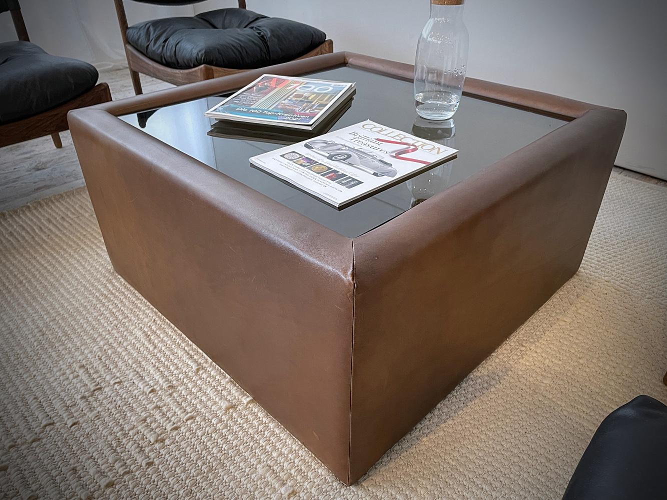 Hand-Crafted De Sede DS 76 Buffalo Leather & Glass Square Coffee Table, 1970s, Switzerland For Sale