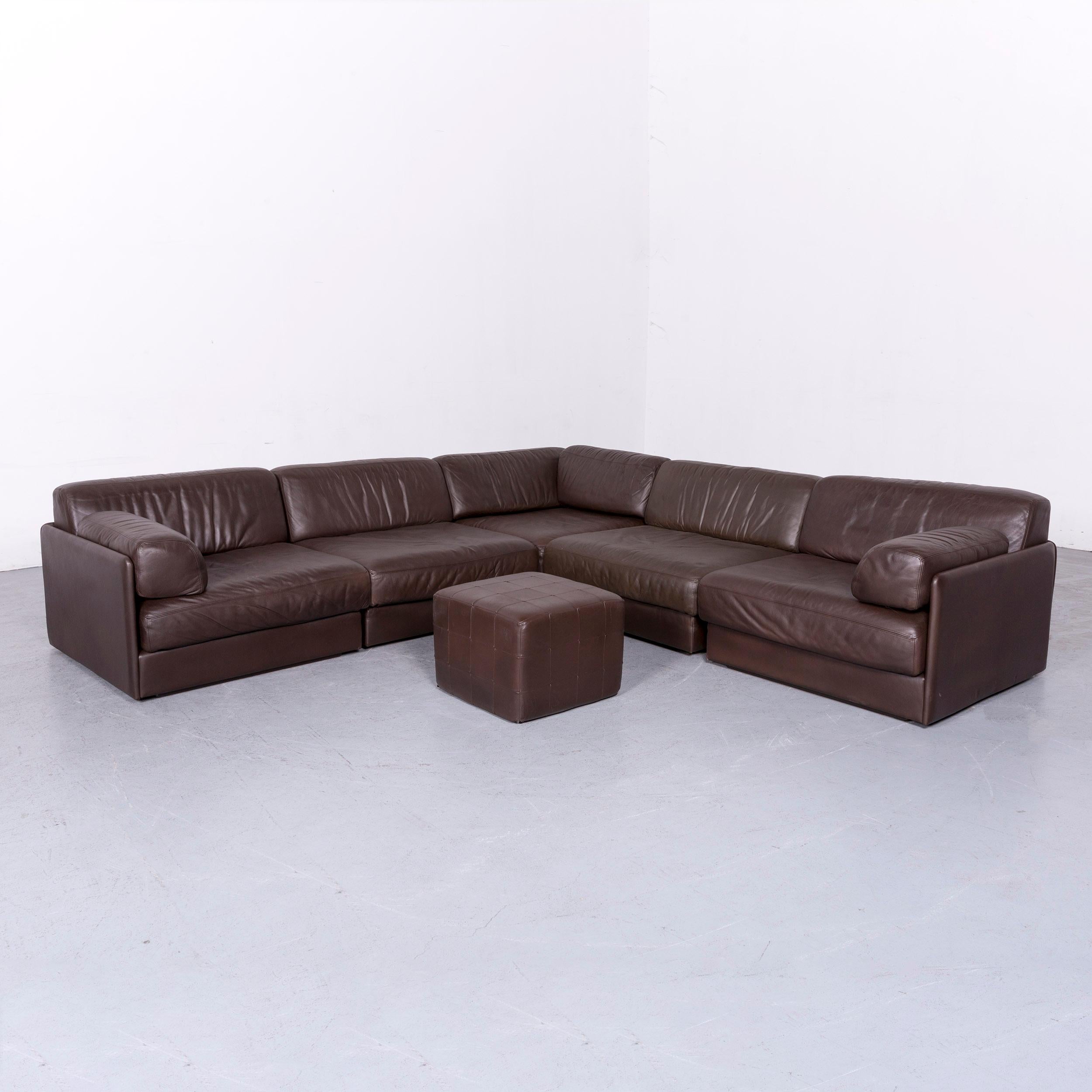 We bring to you a De Sede DS 76 designer sofa brown leather corner couch.