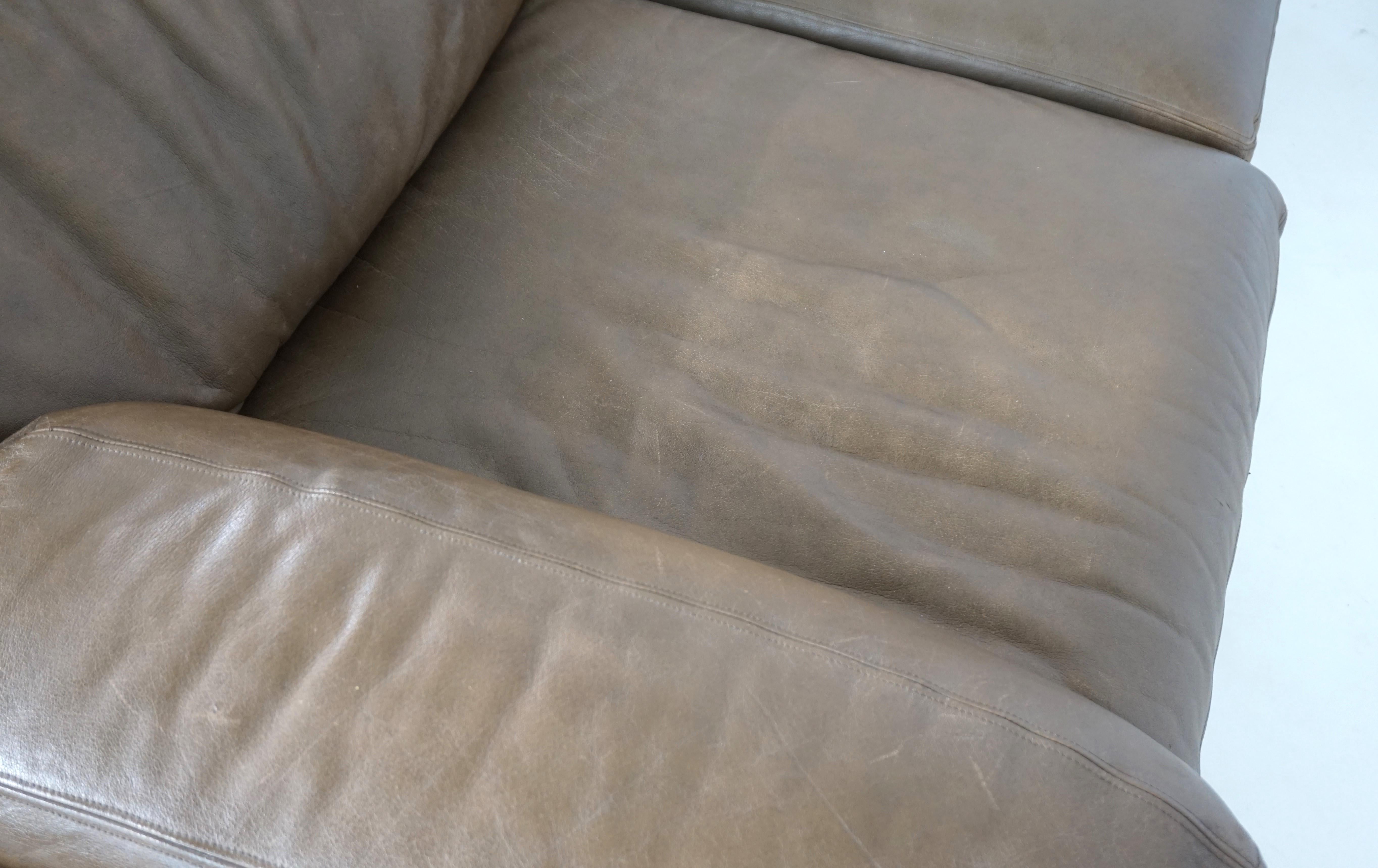 De Sede DS-76, zweisitziges Ledersofa, 1970 im Angebot 10