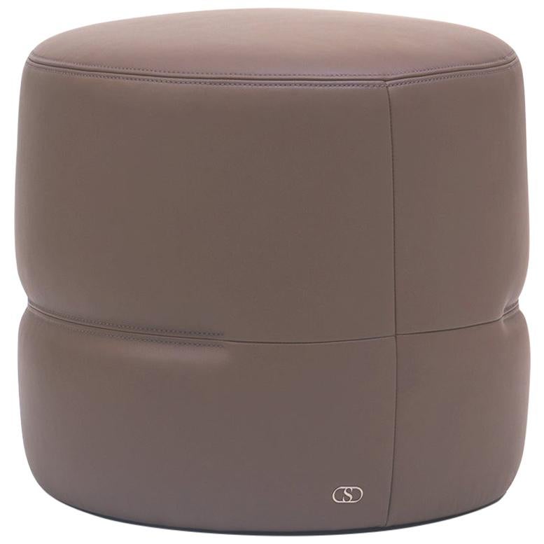 De Sede DS-760 Small Ottoman in Taupe Upholstery by Geckeler Michels For Sale