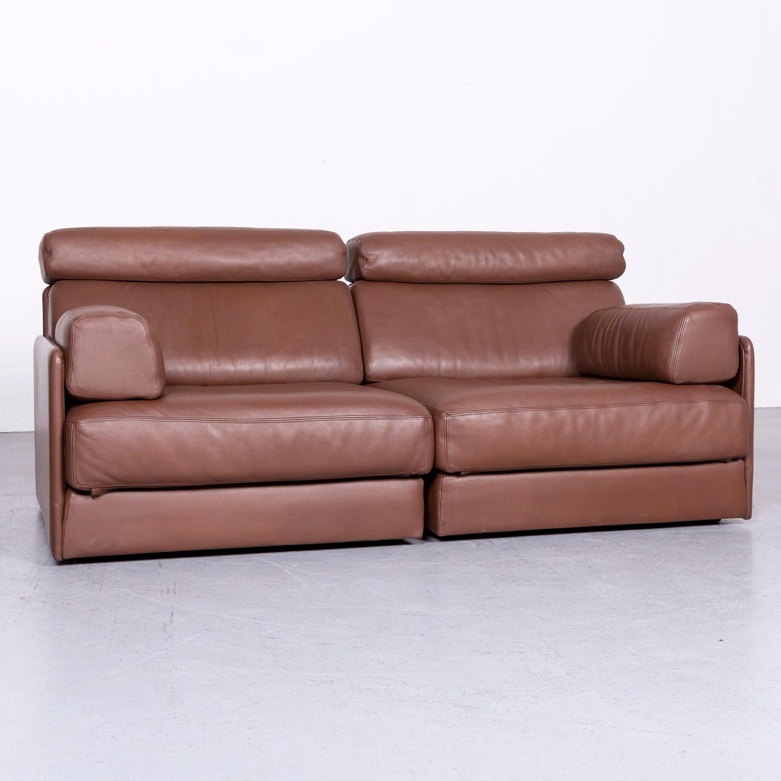 We bring to you a De Sede Ds 77 Designer Leather Sofa Brown Two-Seat Couch





