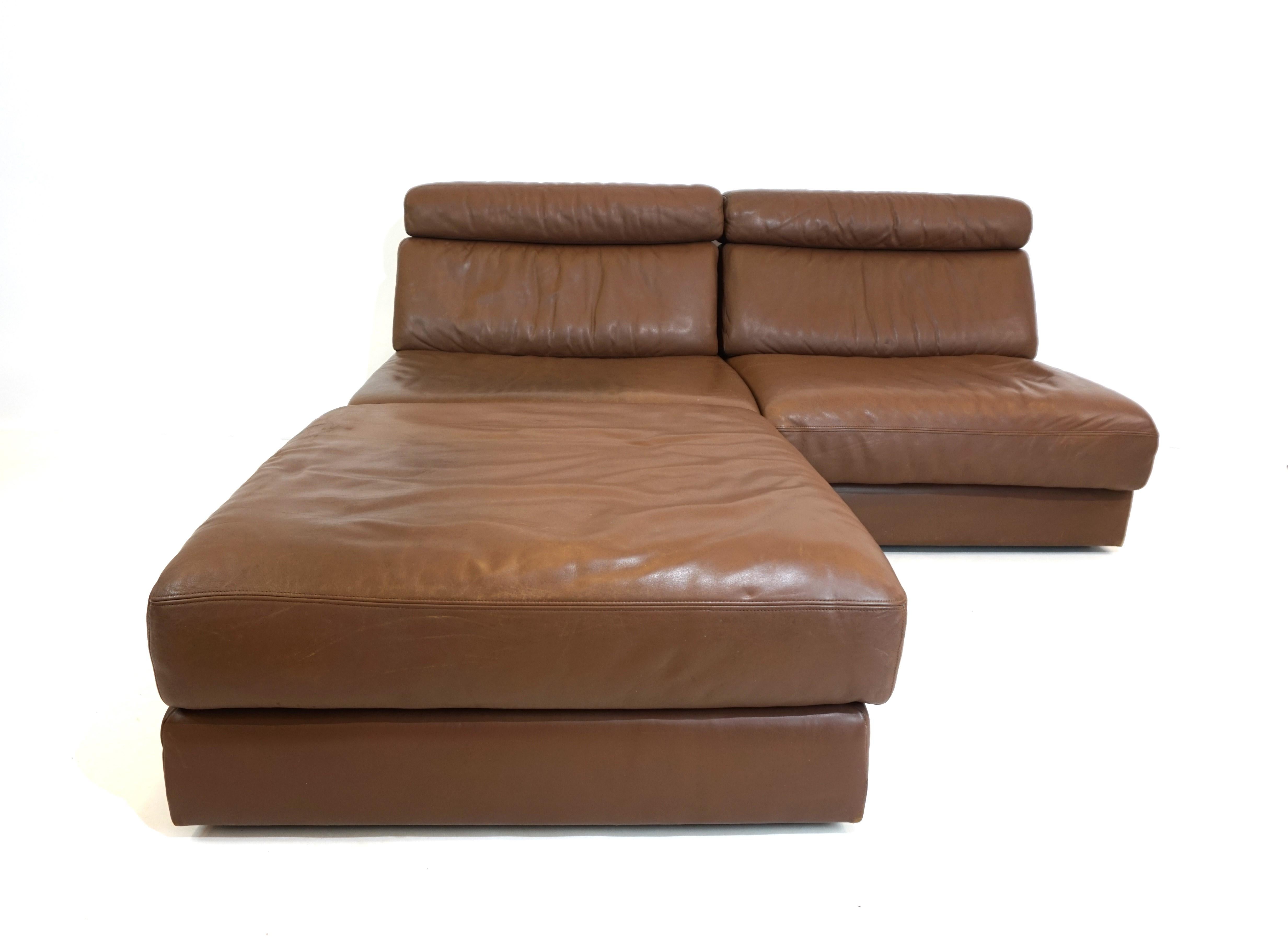 Swiss De Sede DS 77 leather modular sofa with ottoman