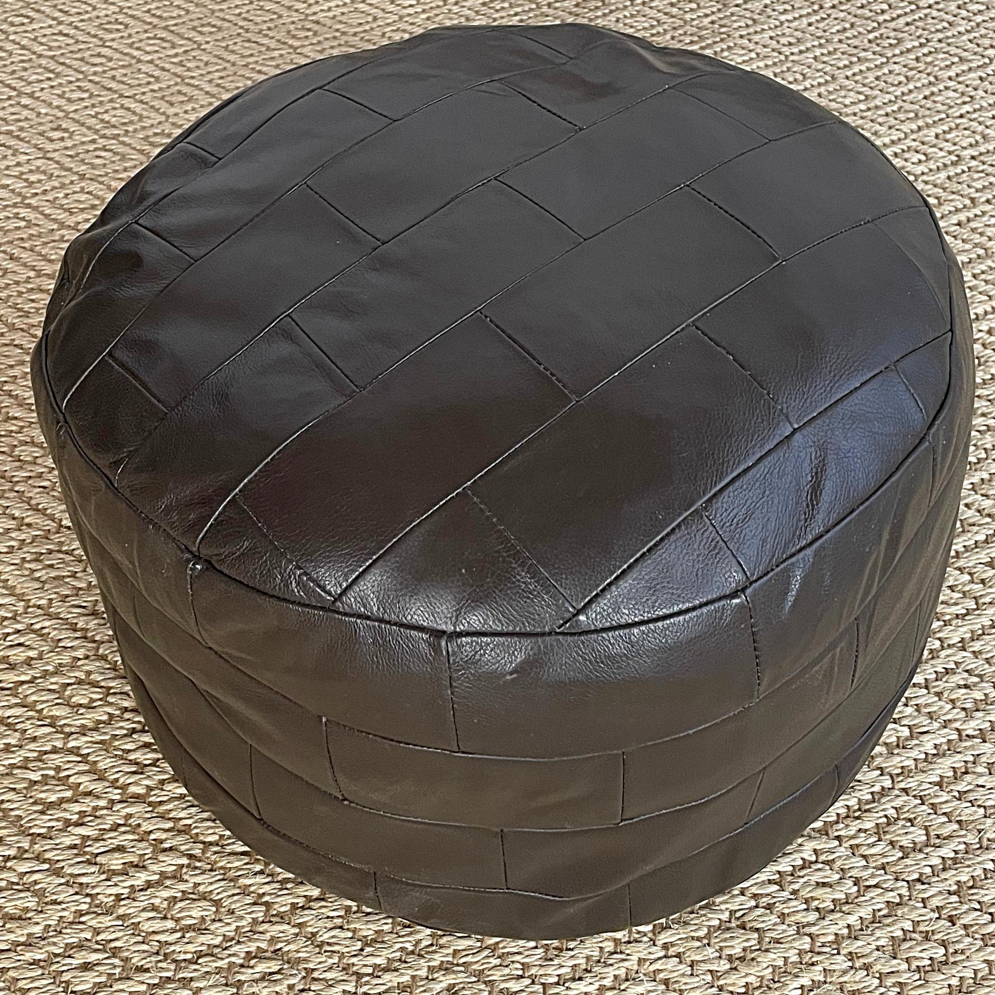 De Sede DS-80 Cocoa Brown Patchwork Leder Pouf, Ottomane, De Sede Schweiz im Zustand „Gut“ im Angebot in Biebergemund, Hessen