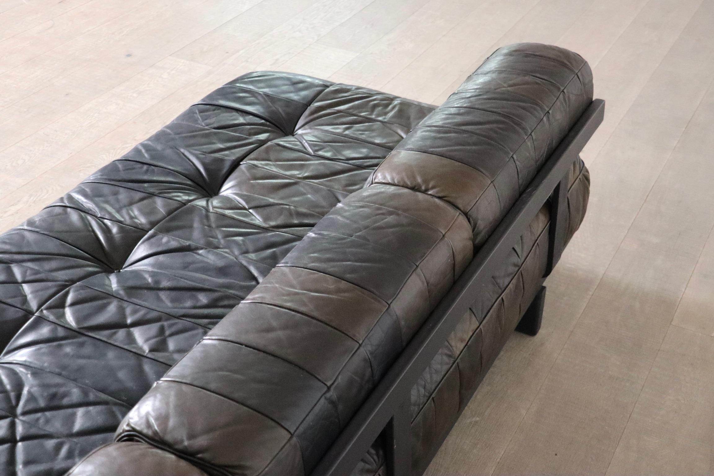 De Sede DS-80 daybed in brown patchwork leather, Switzerland 1970s 1