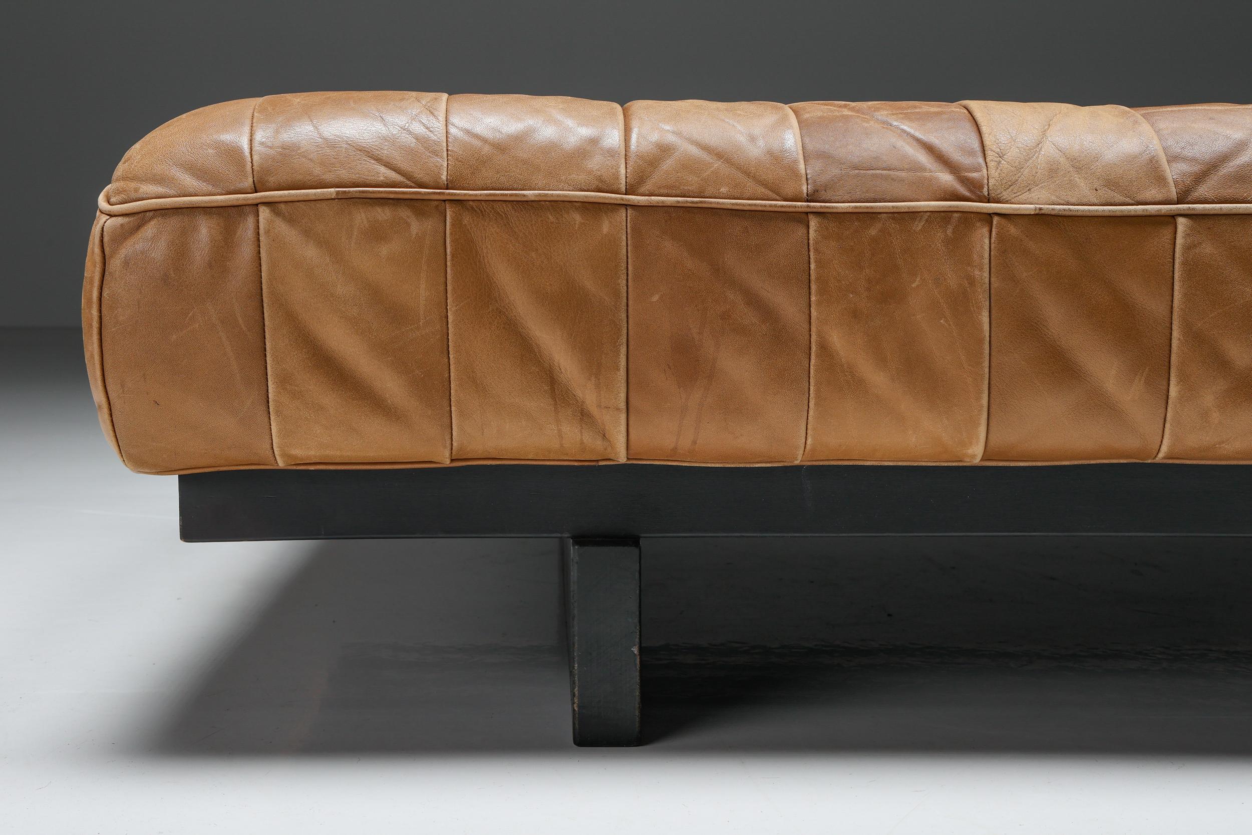 De Sede DS 80 Patchwork Cognac Leather Daybed, Switzerland, 1960's 5