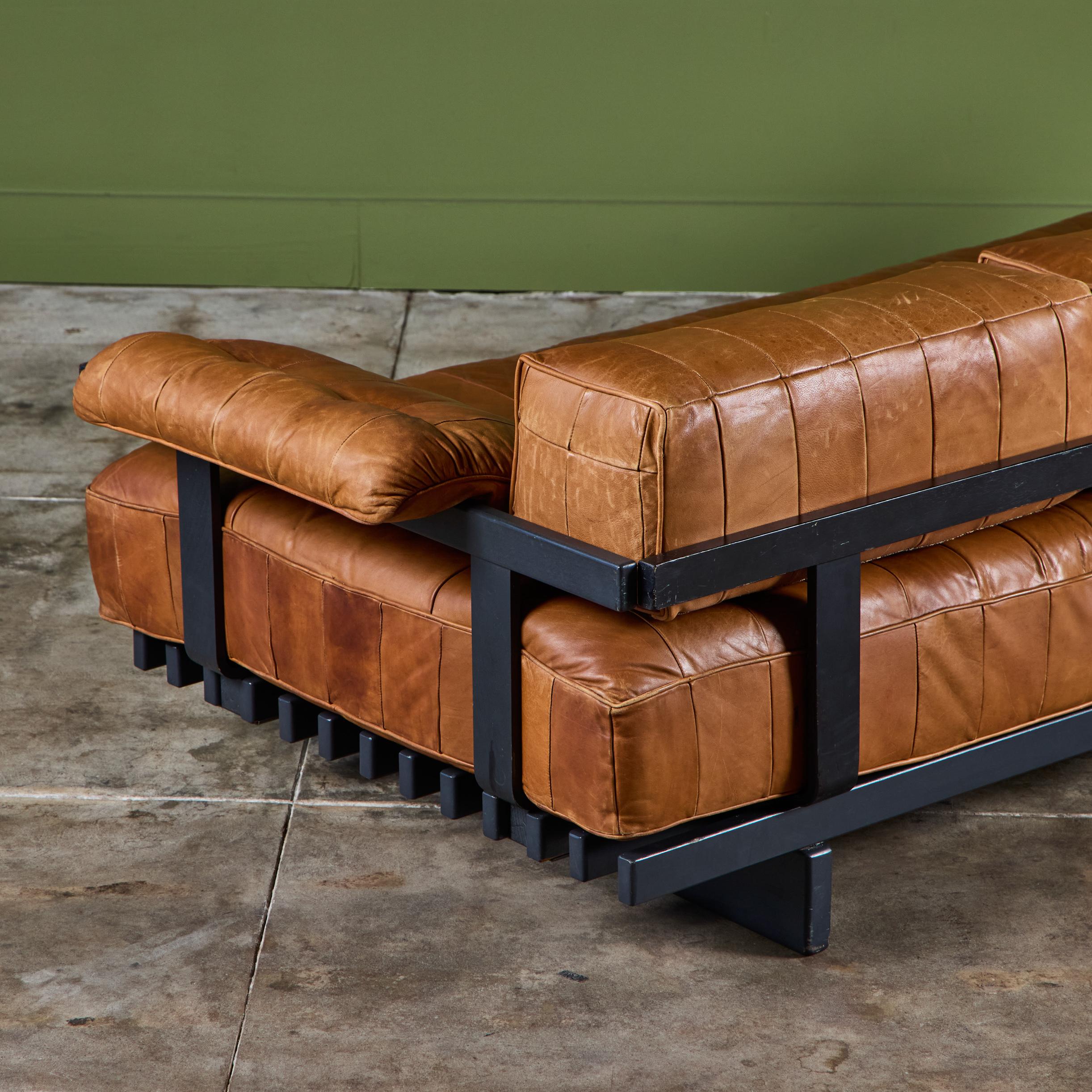 De Sede DS 80 Lit de jour en cuir patchwork avec Bolsters en vente 9