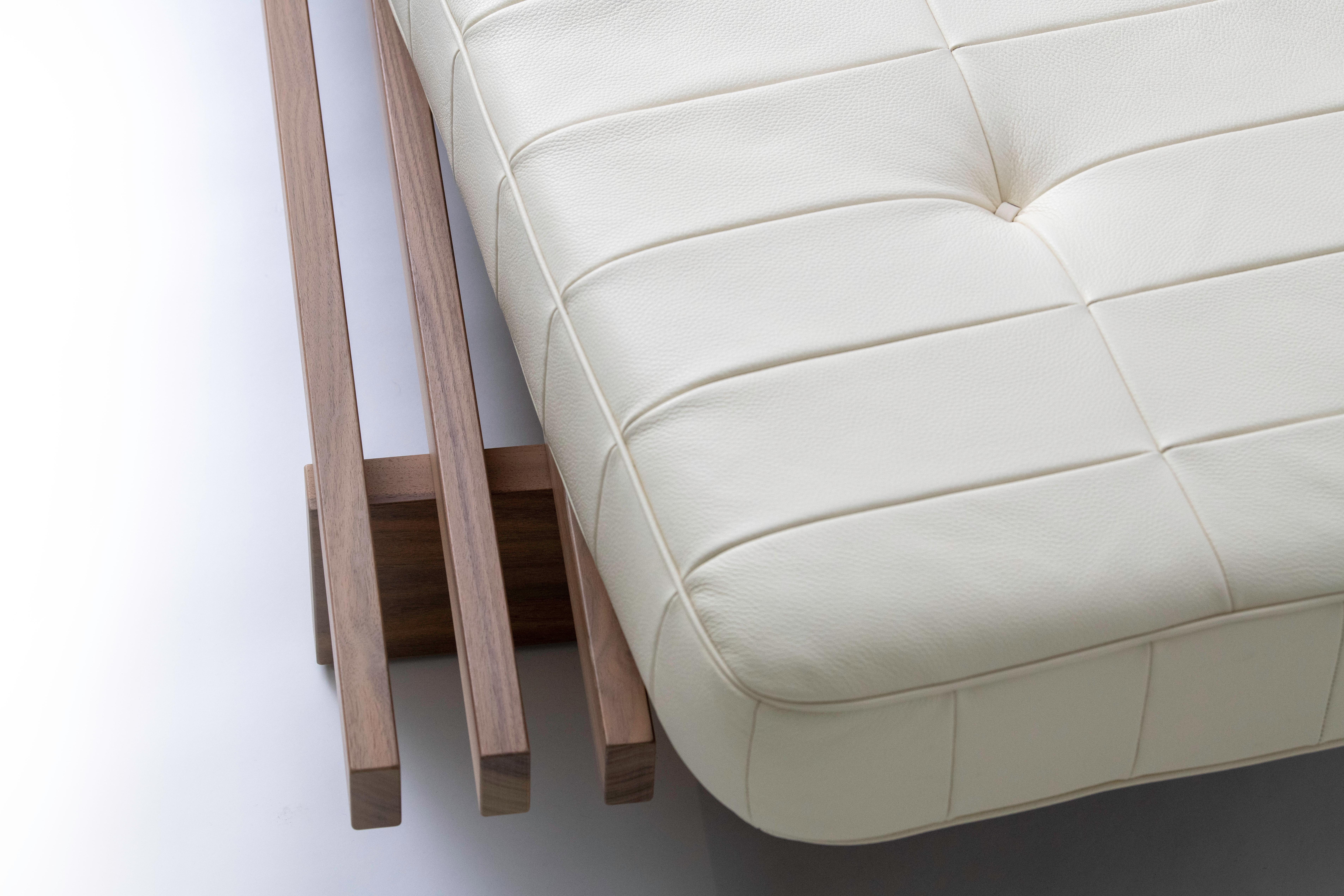 De Sede DS 80 Dreisitzer-Sofa mit Nougat-Polsterung von De Sede Design Team im Zustand „Neu“ im Angebot in Brooklyn, NY