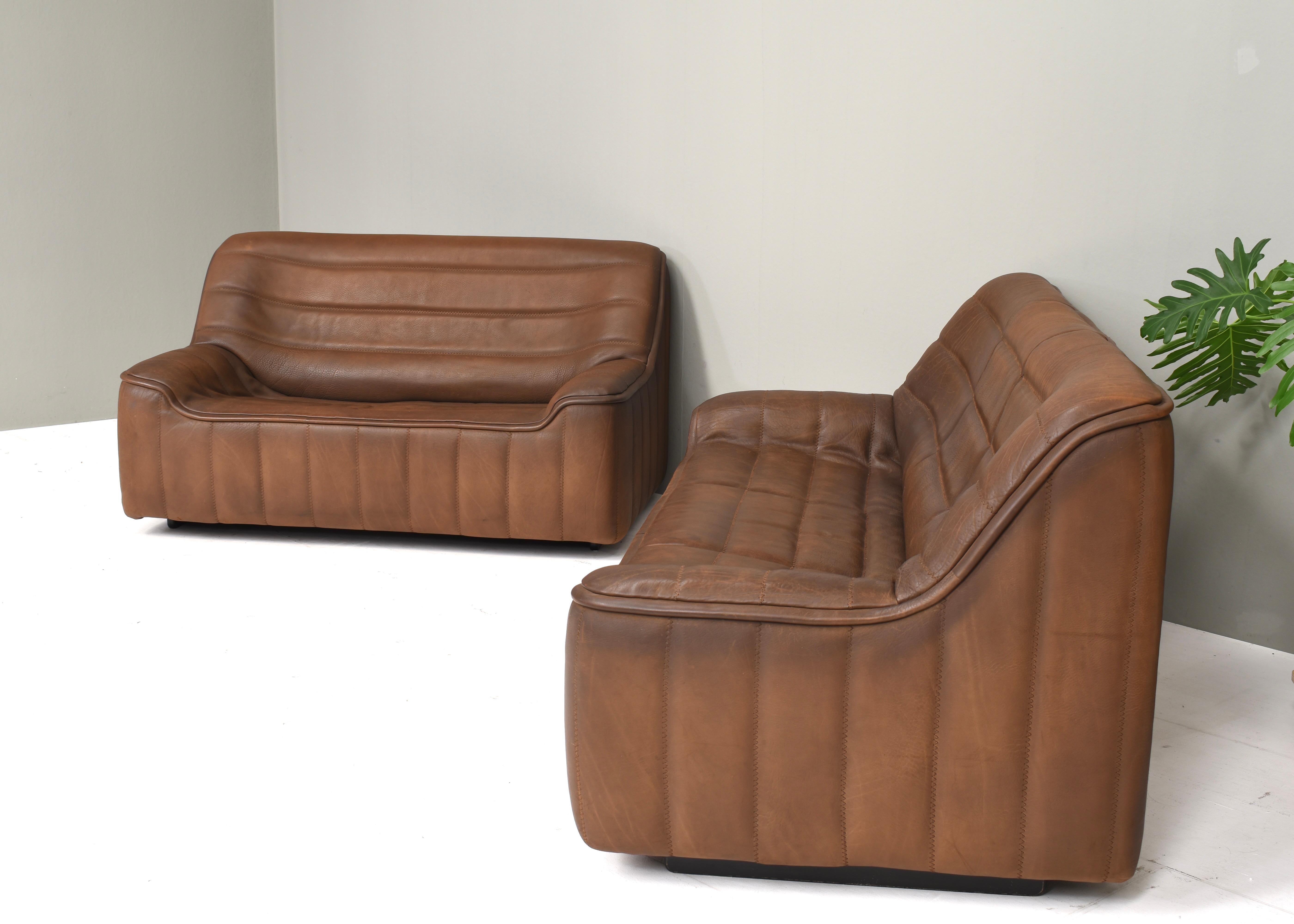 German De Sede DS-84 3 and 2 seat sofa in Tan Buffalo leather – Switzerland, circa 1970 For Sale