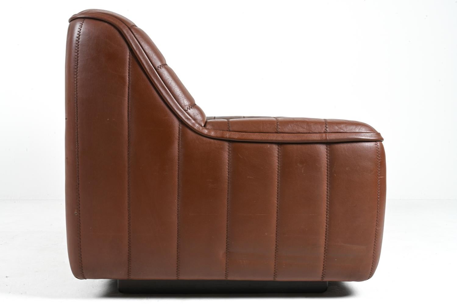 De Sede DS-84 Leather Two-Seat Sofa, c. 1970's For Sale 11