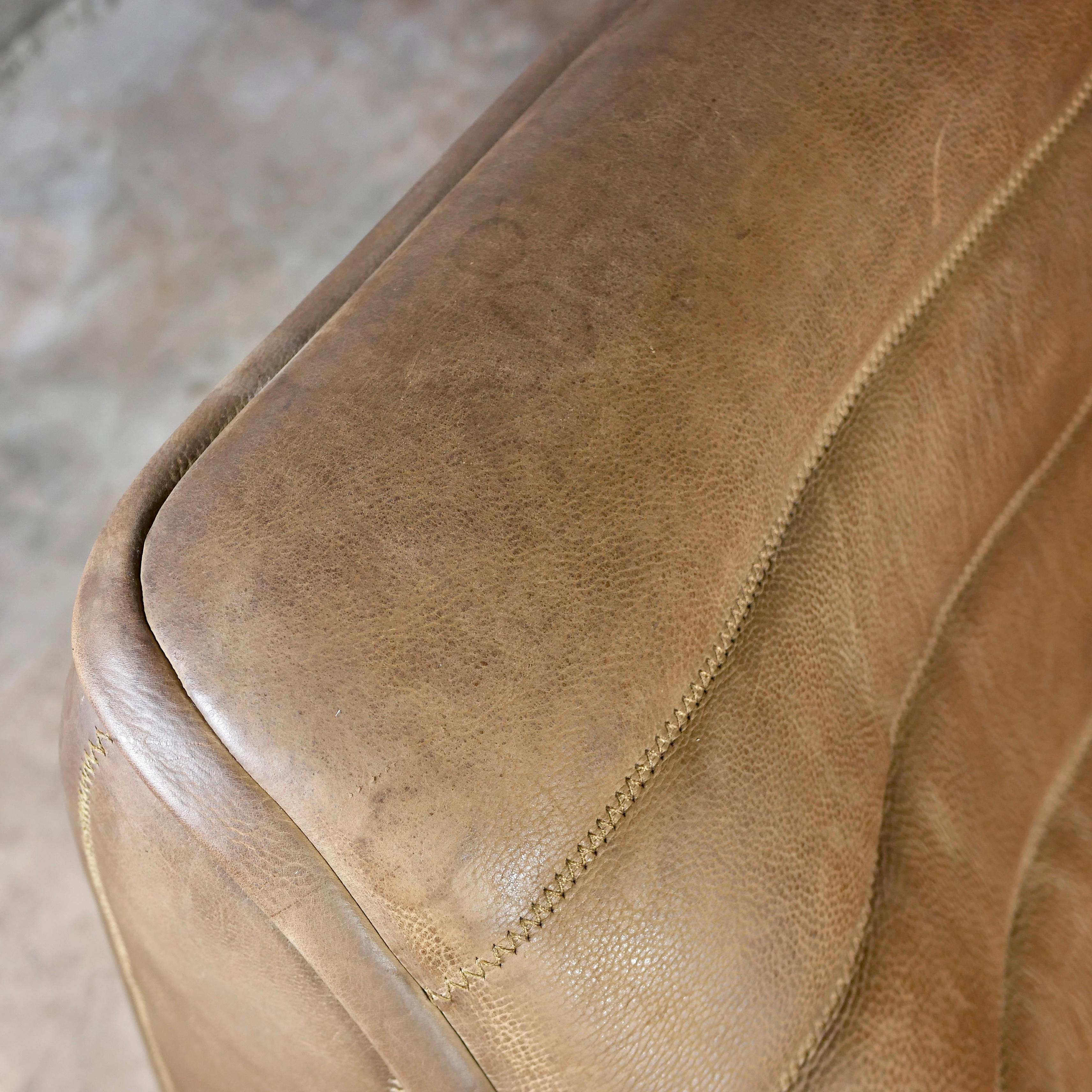 De Sede DS-84 sofa in taupe buffalo leather, 1970s, from Switzerland For Sale 8