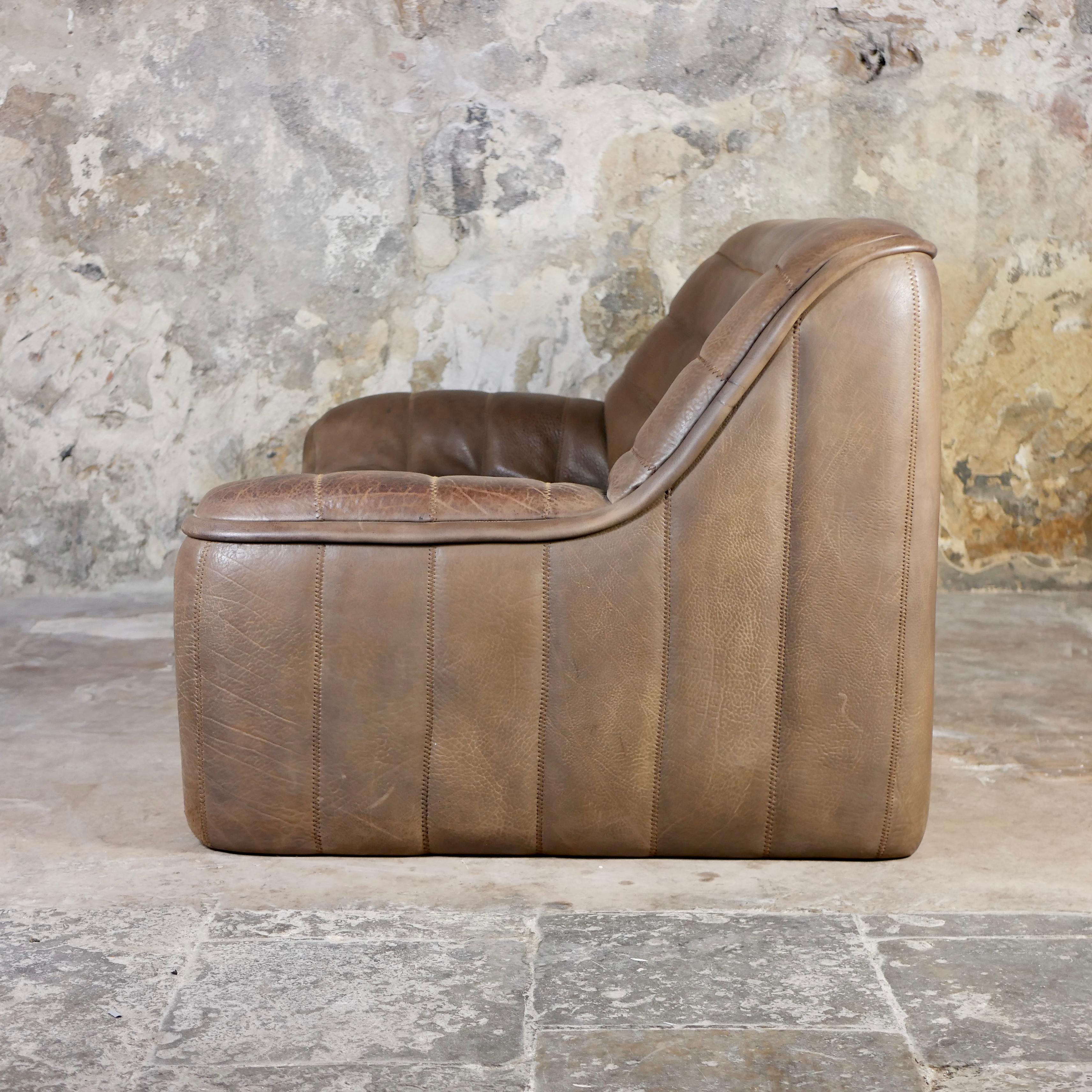 Leather De Sede DS-84 sofa in taupe buffalo leather, 1970s, from Switzerland For Sale