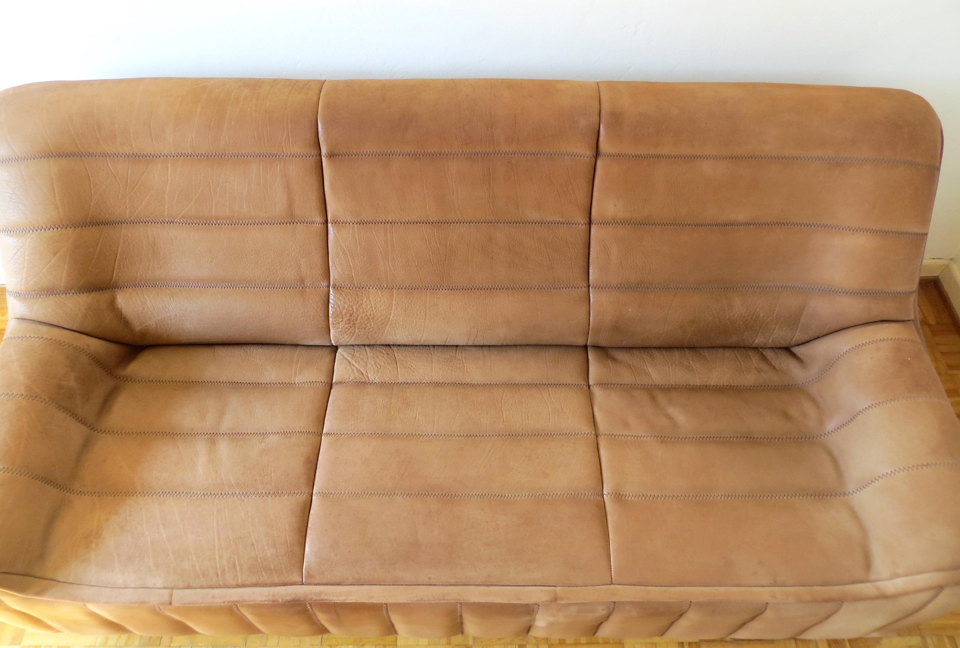 De Sede DS-84 Vintage Thick Buffalo Neck Leather 3-Seat Sofa, 1970s 3