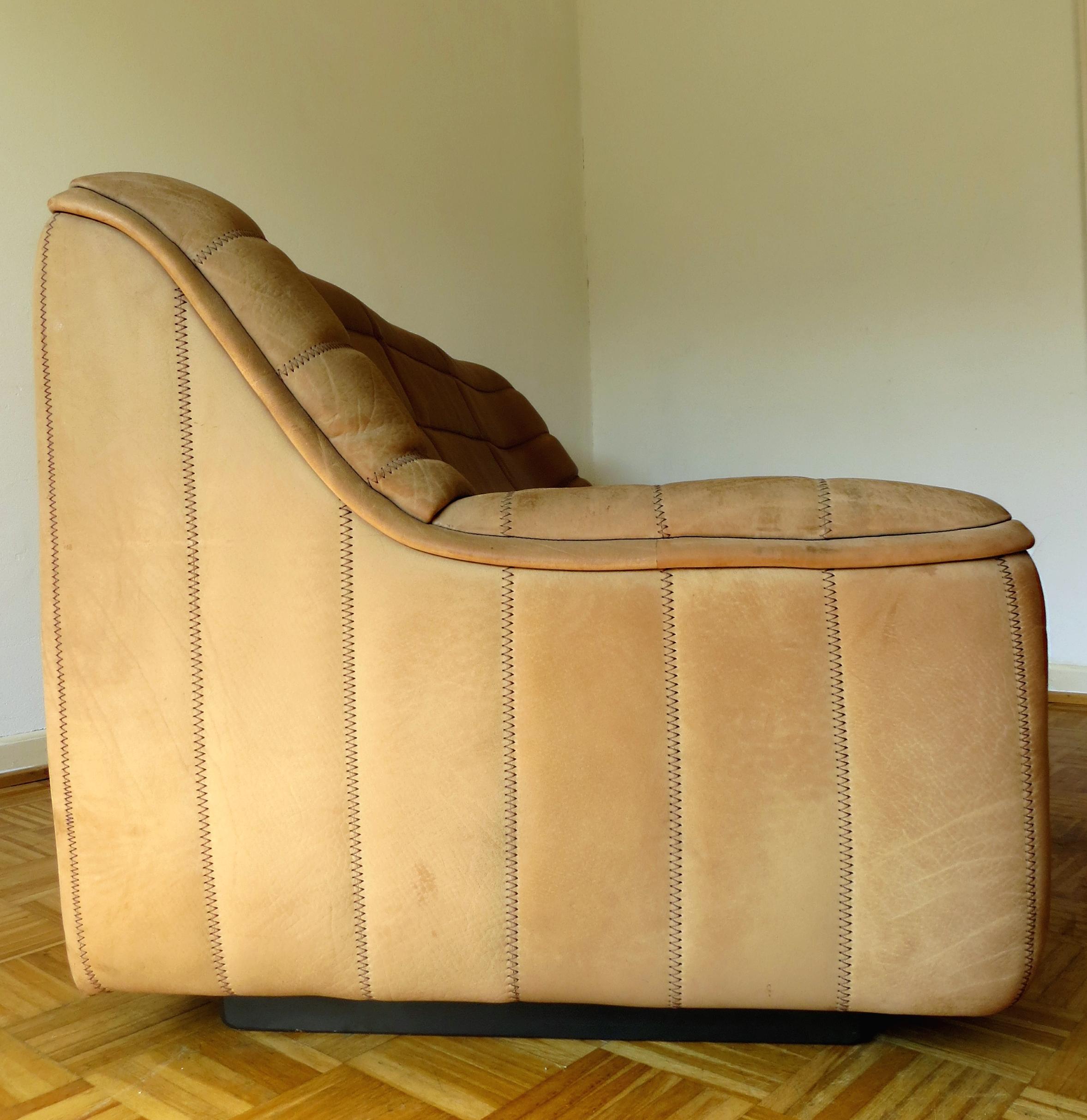 De Sede DS-84 Vintage Thick Buffalo Neck Leather 3-Seat Sofa, 1970s 7