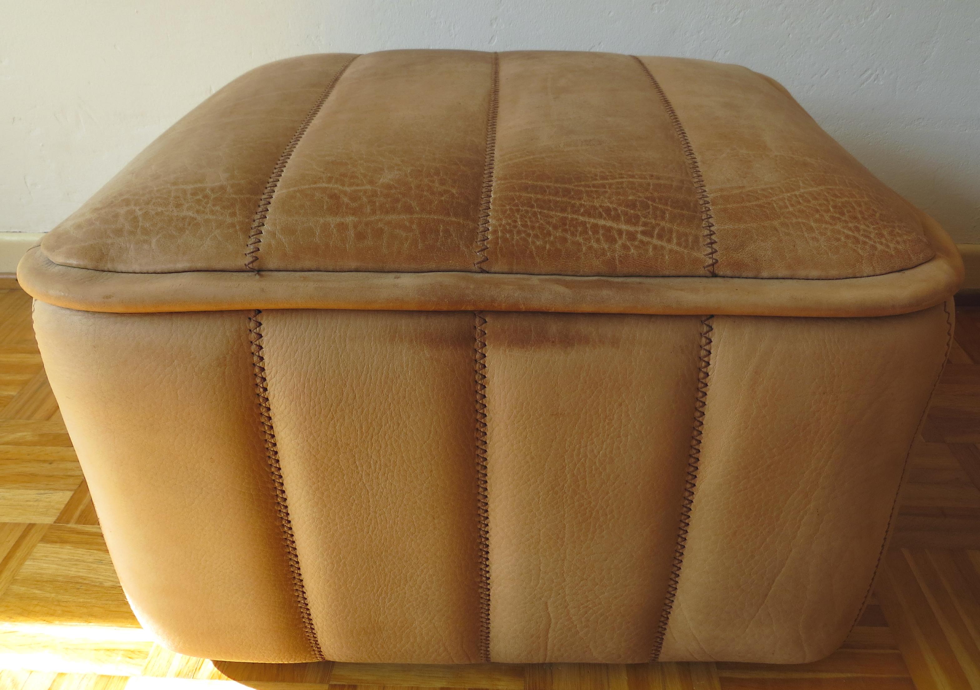 De Sede DS-84 Vintage Thick Buffalo Neck Leather Lounge Armchair & Ottoman 1970s 4