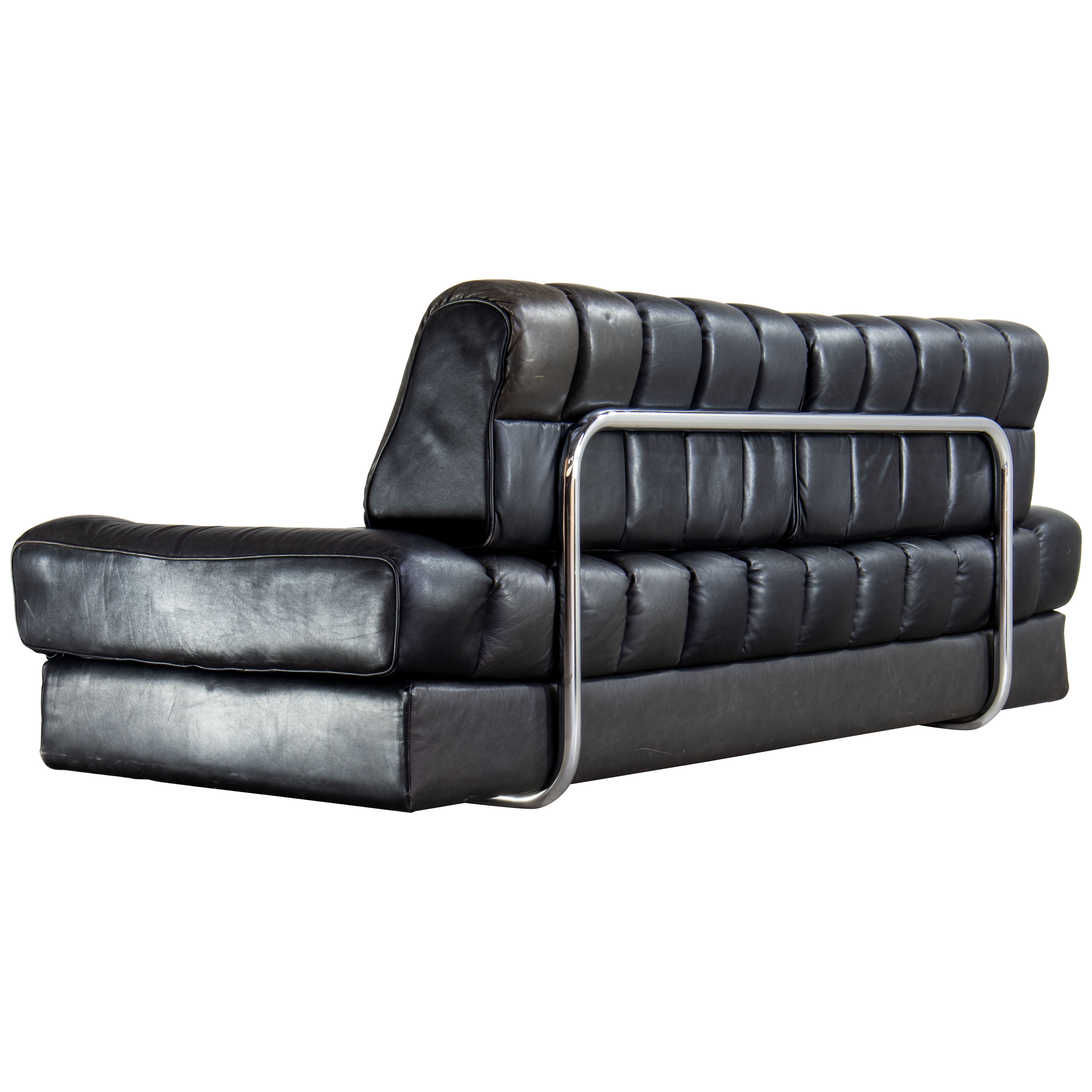 De Sede DS-85 Daybed & Sofa, Patinated Black Leather & Chrome, Switzerland 1970s For Sale