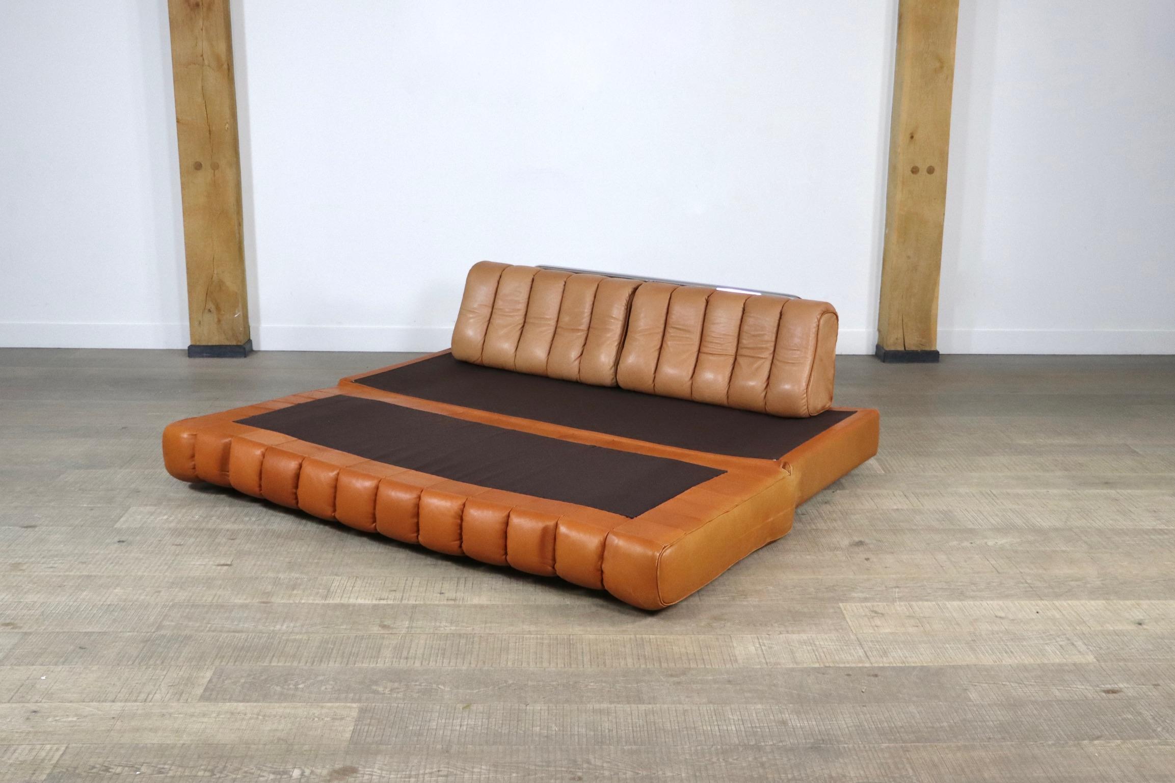 De Sede DS-85 Sofa in Cognac Leather and Chrome, 1960s 12