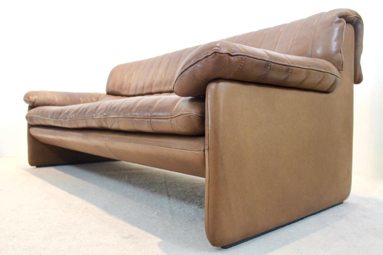 De Sede DS-86 Three-Seat Sofa in Soft Thick Brown Neck Leather 1