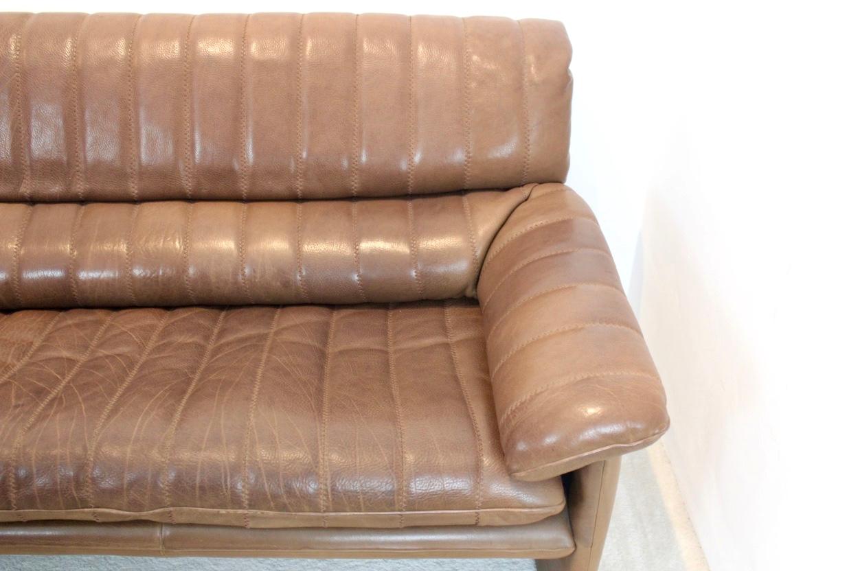 De Sede DS-86 Three-Seat Sofa in Soft Thick Brown Neck Leather 3