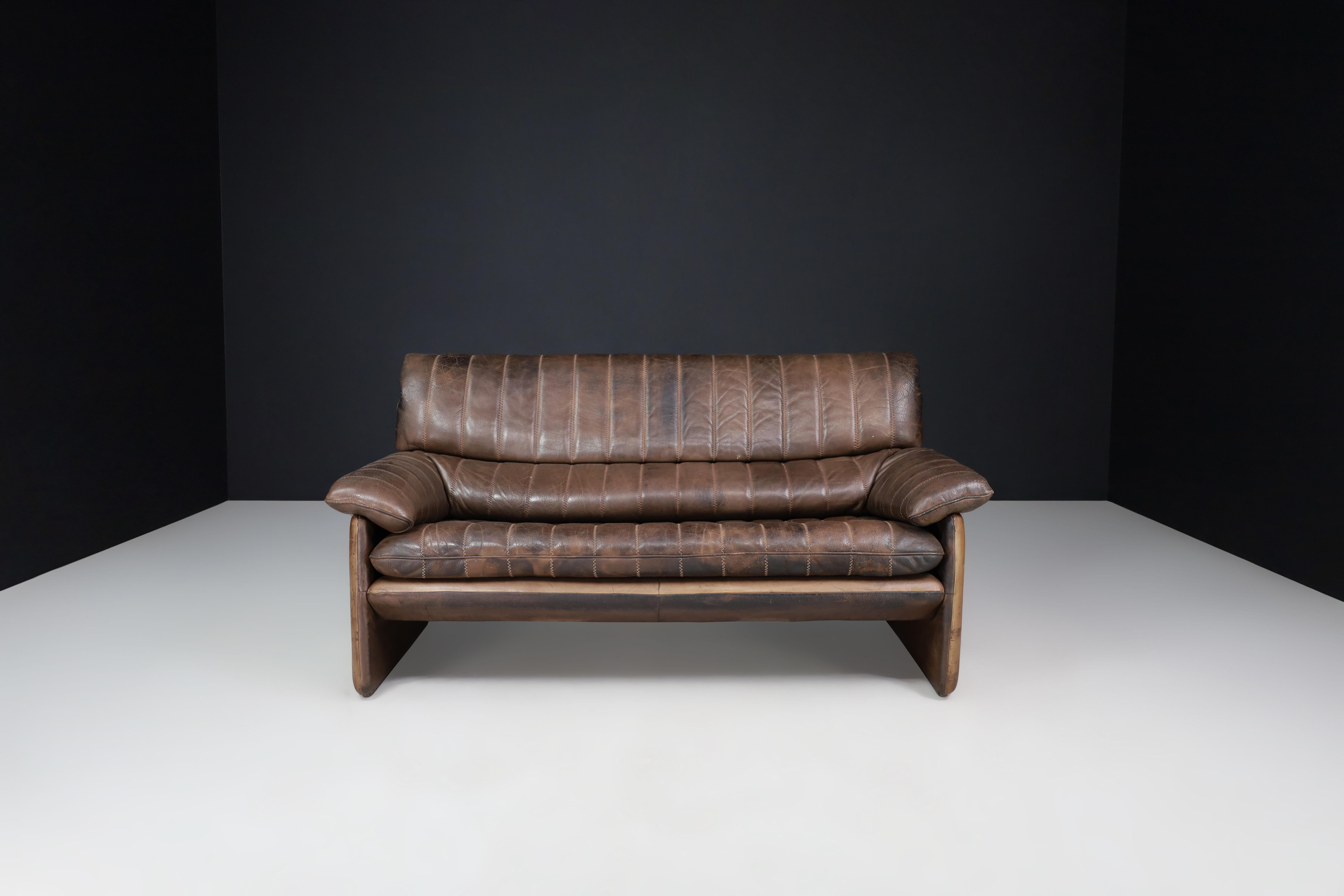 De Sede DS-86 Zweisitziges Sofa aus patiniertem braunem Leder, Schweiz, 1960er Jahre (Moderne der Mitte des Jahrhunderts) im Angebot