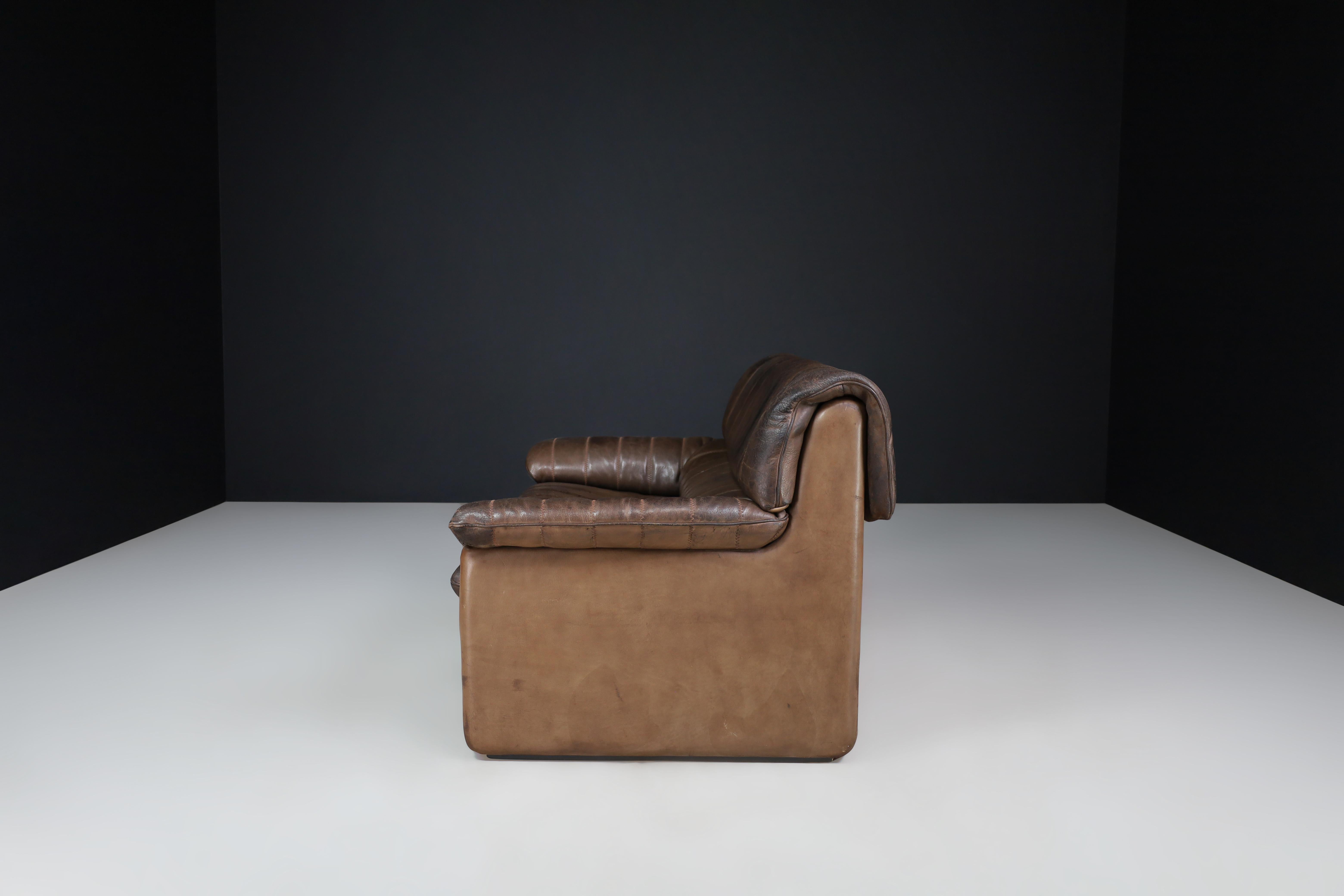 De Sede DS-86 Zweisitziges Sofa aus patiniertem braunem Leder, Schweiz, 1960er Jahre im Angebot 2