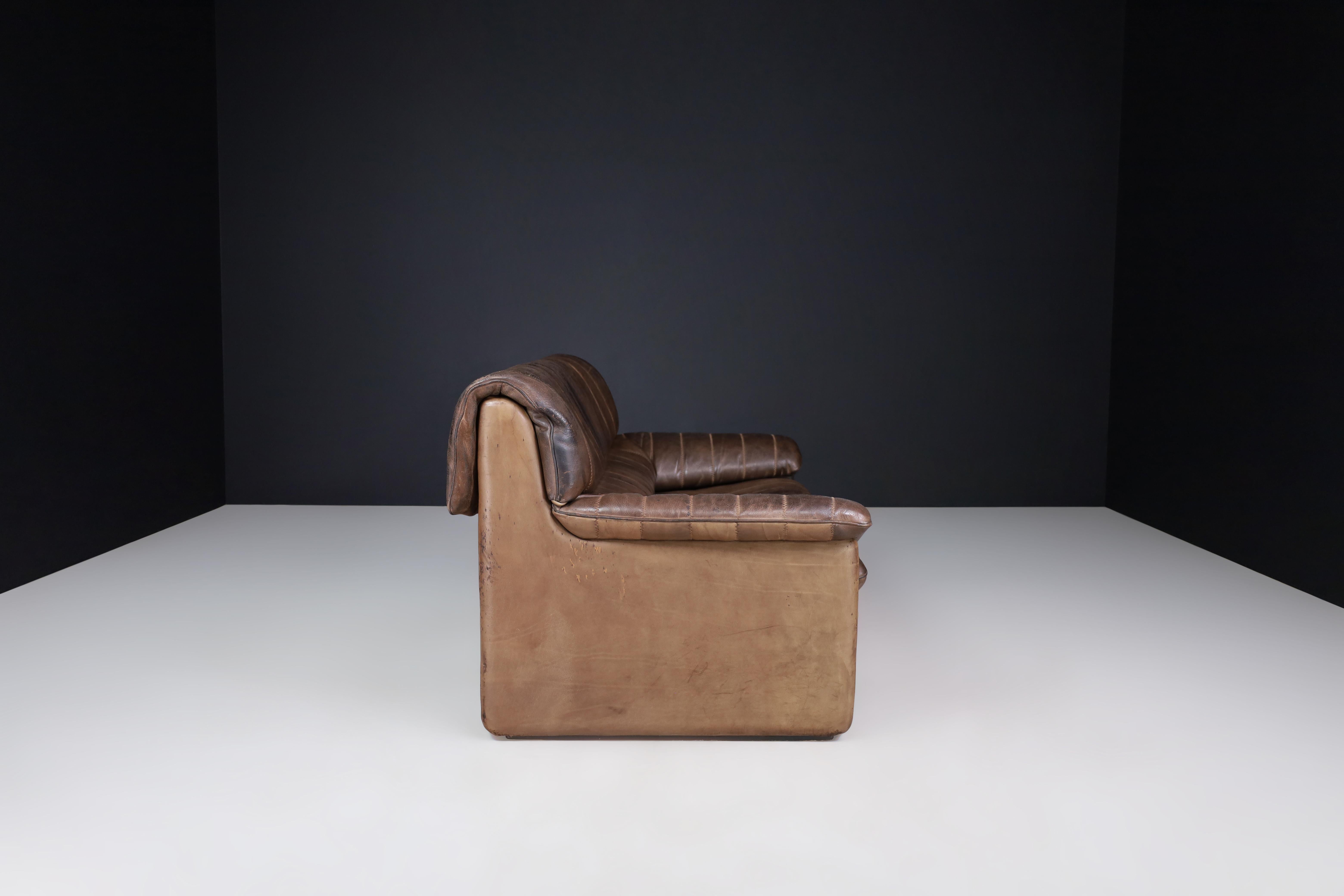 De Sede DS-86 Zweisitziges Sofa aus patiniertem braunem Leder, Schweiz, 1960er Jahre im Angebot 3