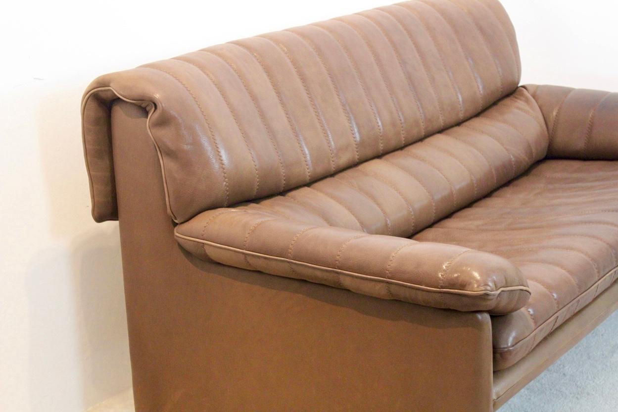 De Sede DS-86 Two-Seat Sofa in Soft Thick Brown Neck Leather 5