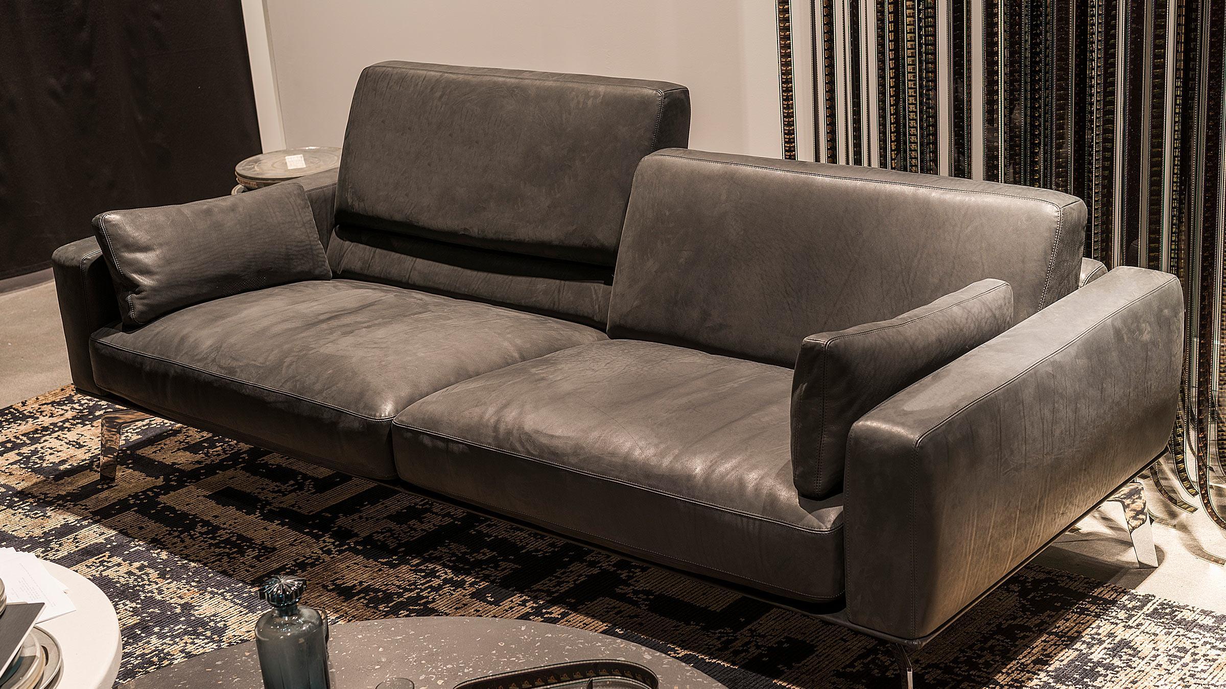 Swiss De Sede DS-87 Four-Seat Sofa in Hazel Upholstery by Antonella Scarpitta For Sale