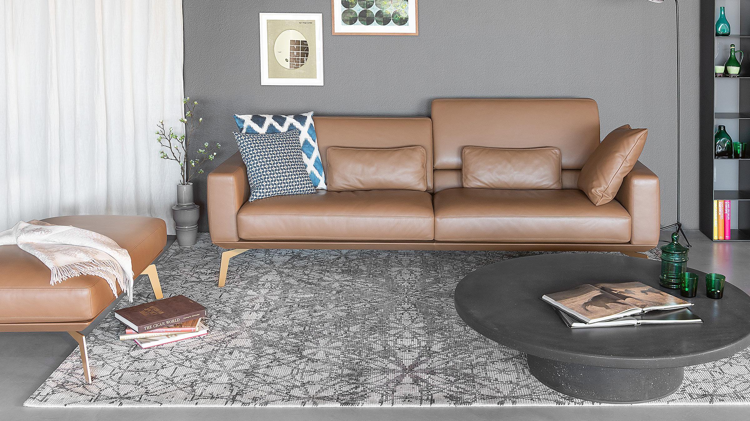 Modern De Sede DS-87 Three-Seat Sofa in Hazel Upholstery by Antonella Scarpitta For Sale