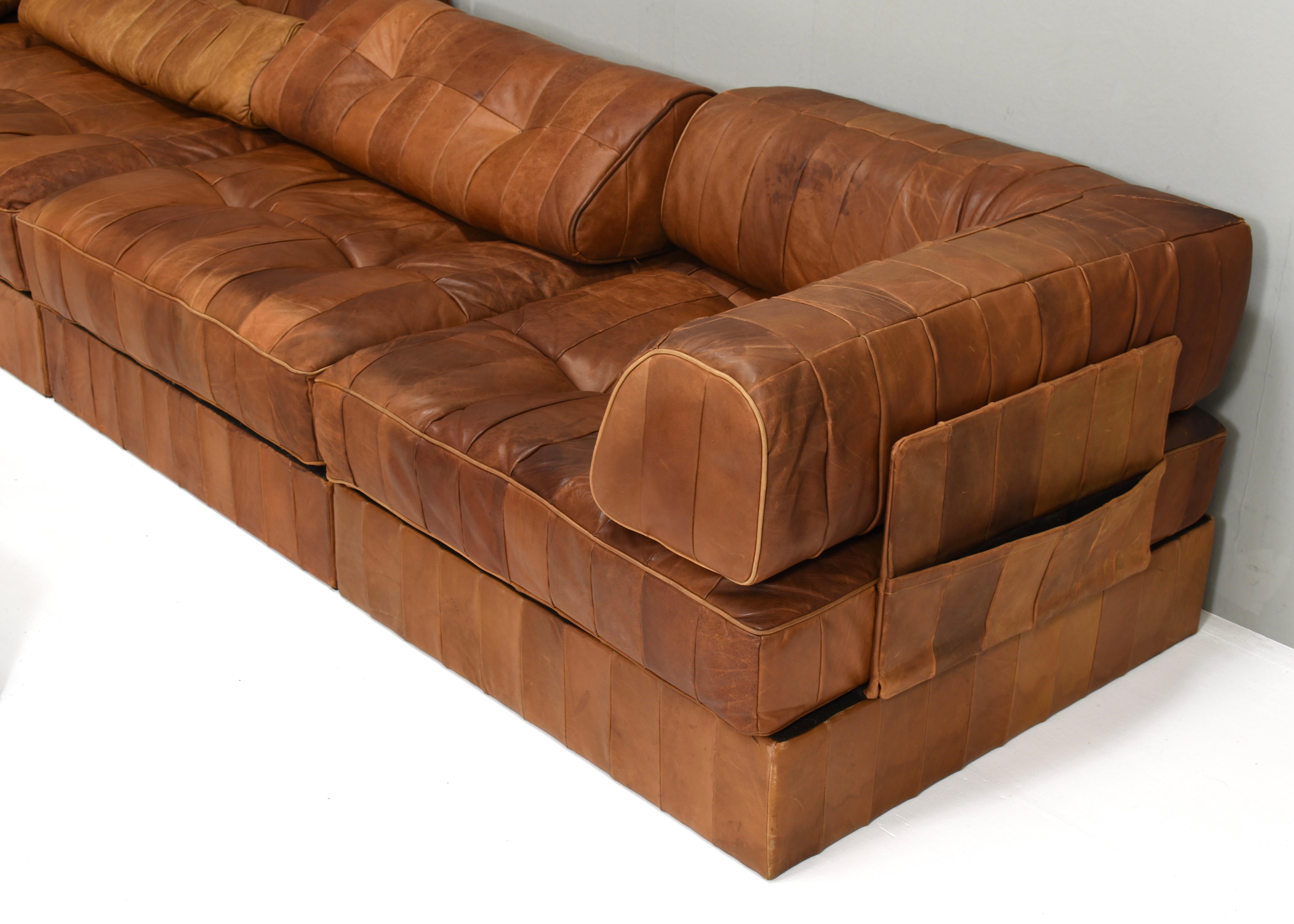 De Sede DS-88 Landscape Sectional Sofa in Cognac Tan Leather, Switzerland 1970's en vente 3